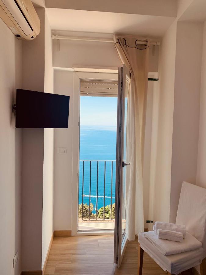 Camera Singola Superior con Vista Mare