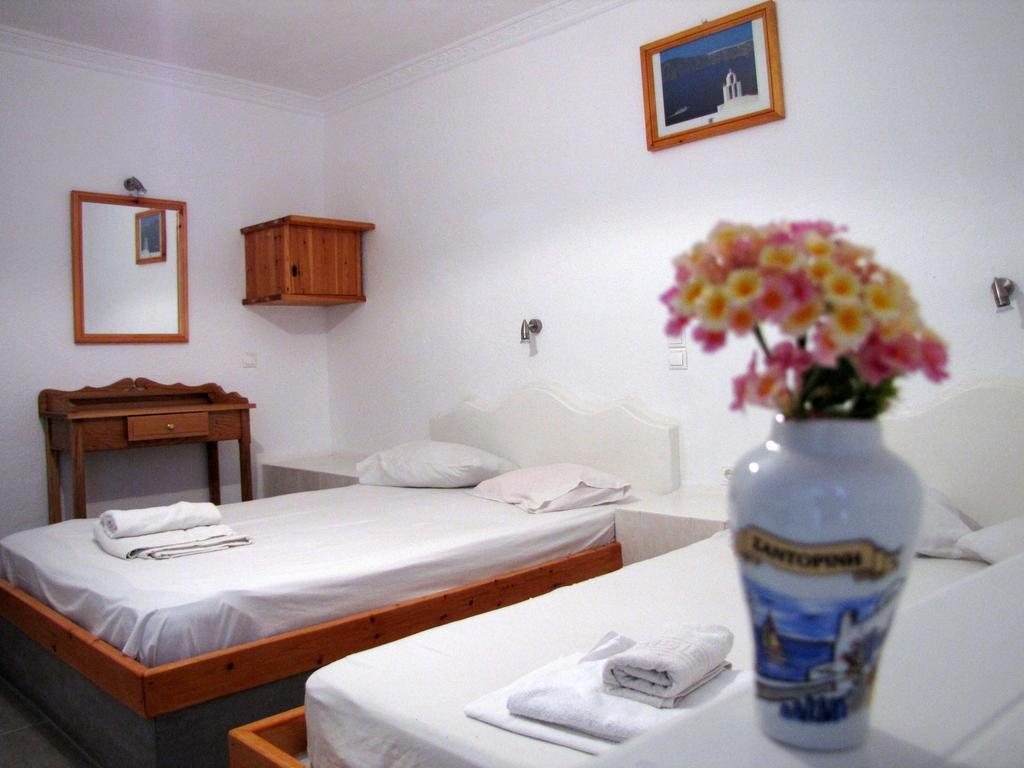 Studio with Balcony (5 Adults)