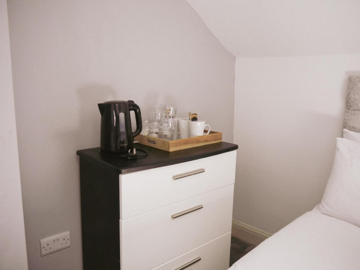 Quadruple Room Private Bathroom