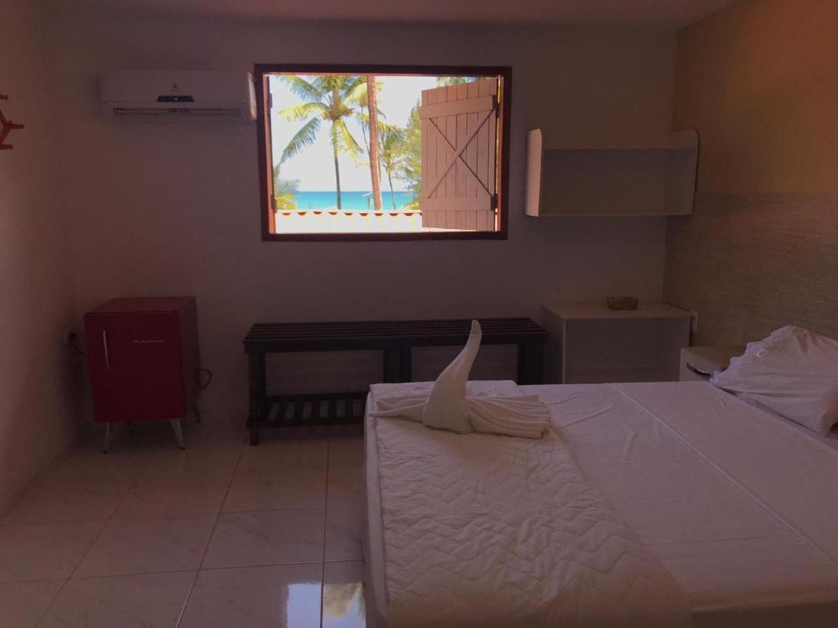 Quarto com Vista parcial do Mar