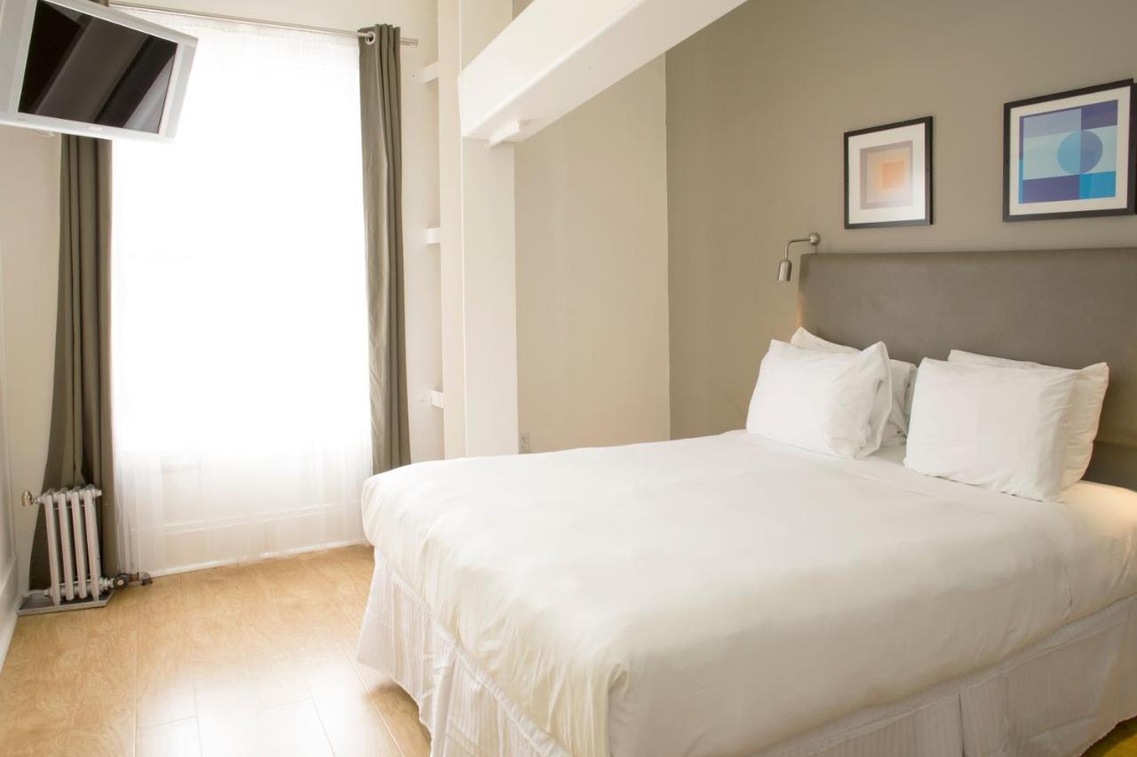 Standard Queen Room