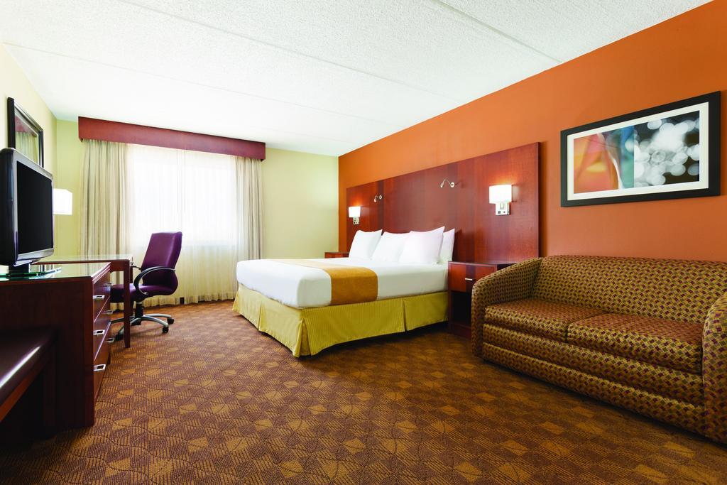 Premium King Room