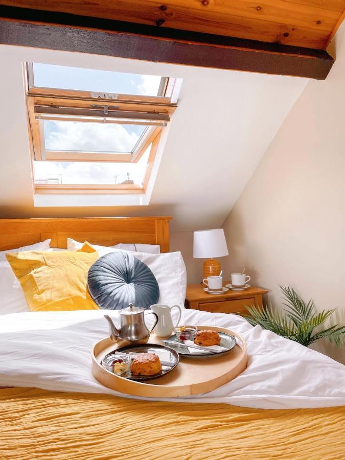Double Room Private Bathroom