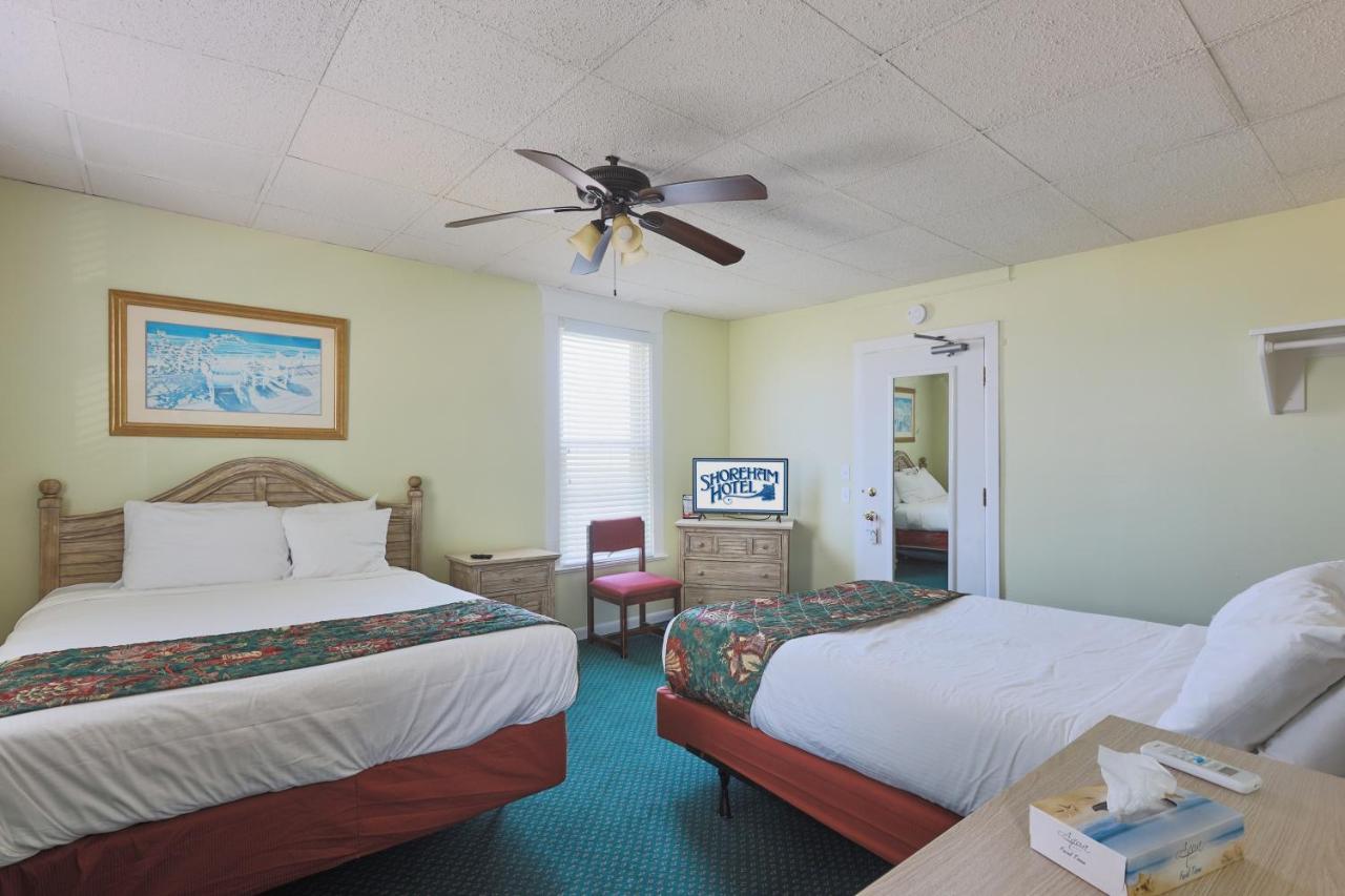 Queen Room Two Queen Beds Ocean Front,202122787:JPEG