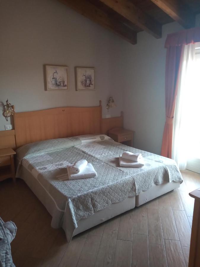 Double or Twin Room,1264036834:JPEG