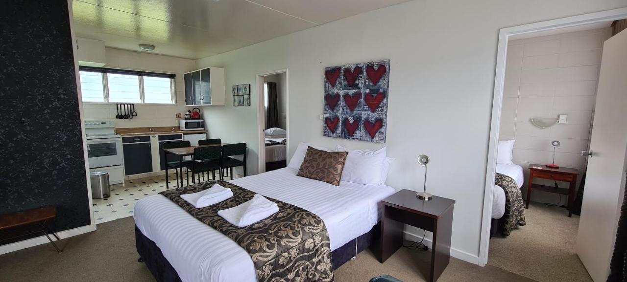 Two-Bedroom Suite