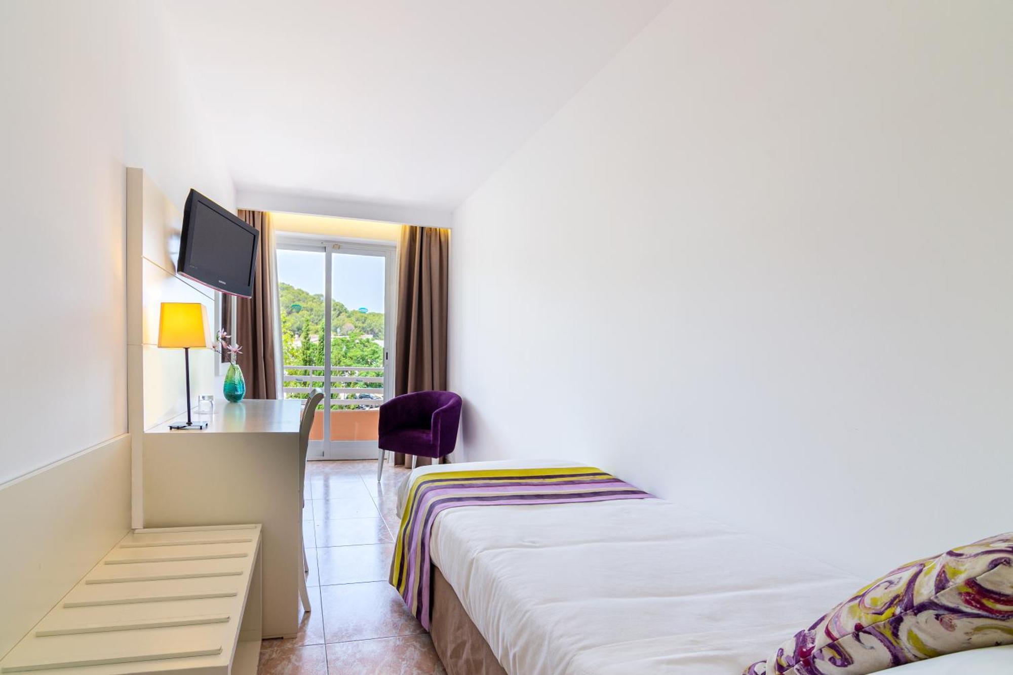 Habitación Individual con balcón