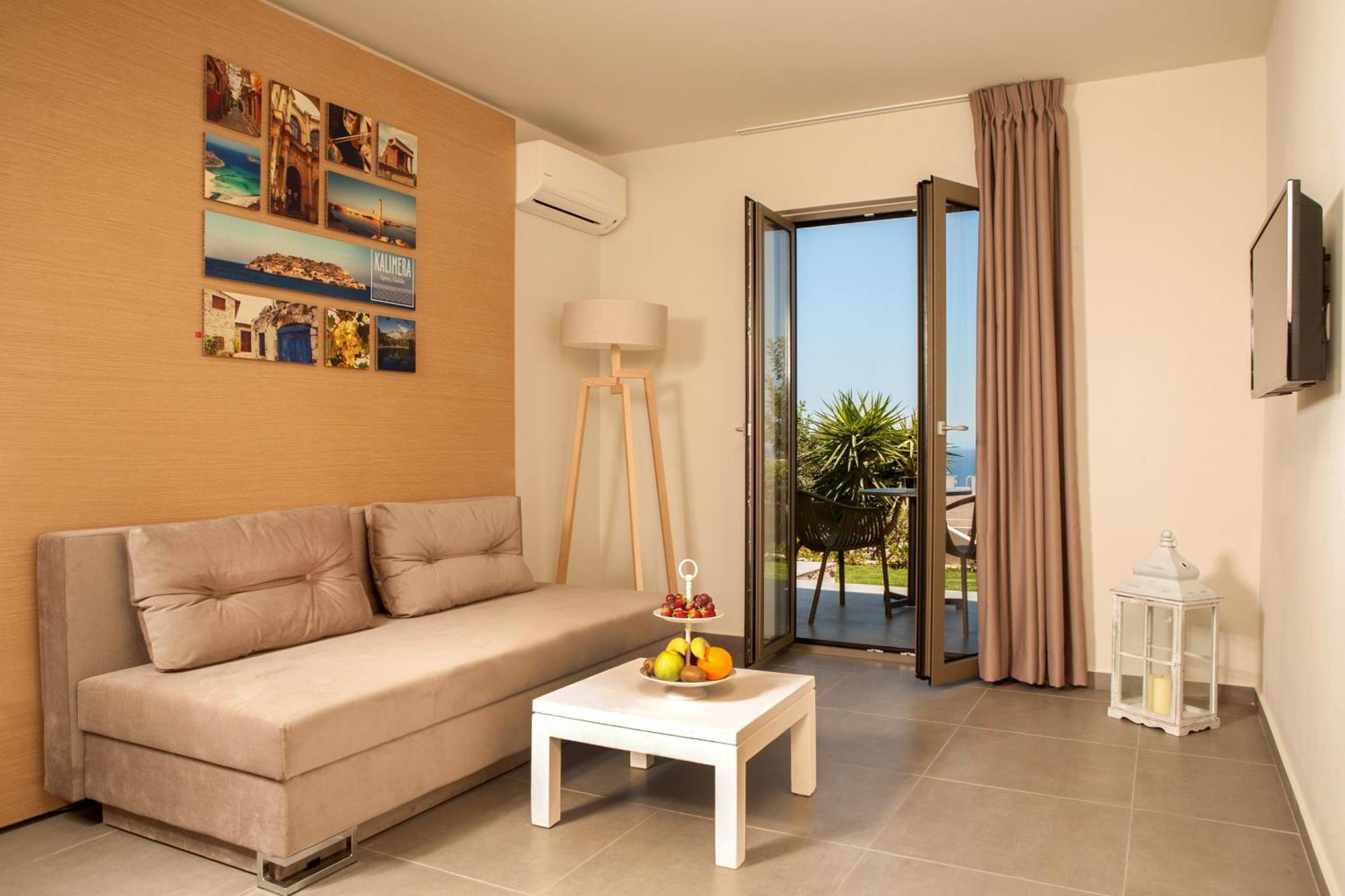 Superior One-Bedroom Apartment Bay View