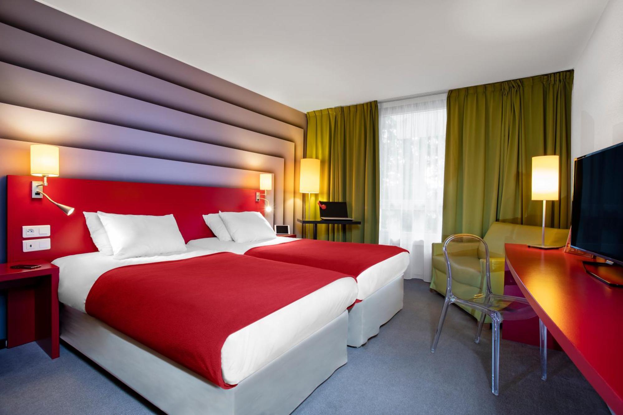 Standard Twin Room with Sofa