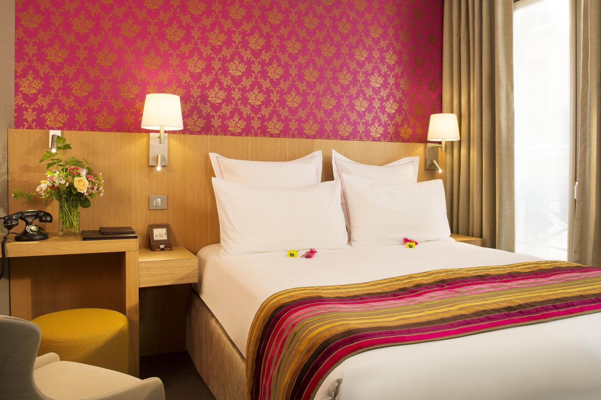 2 Adjacent Comfort Rooms,1273972783:JPEG