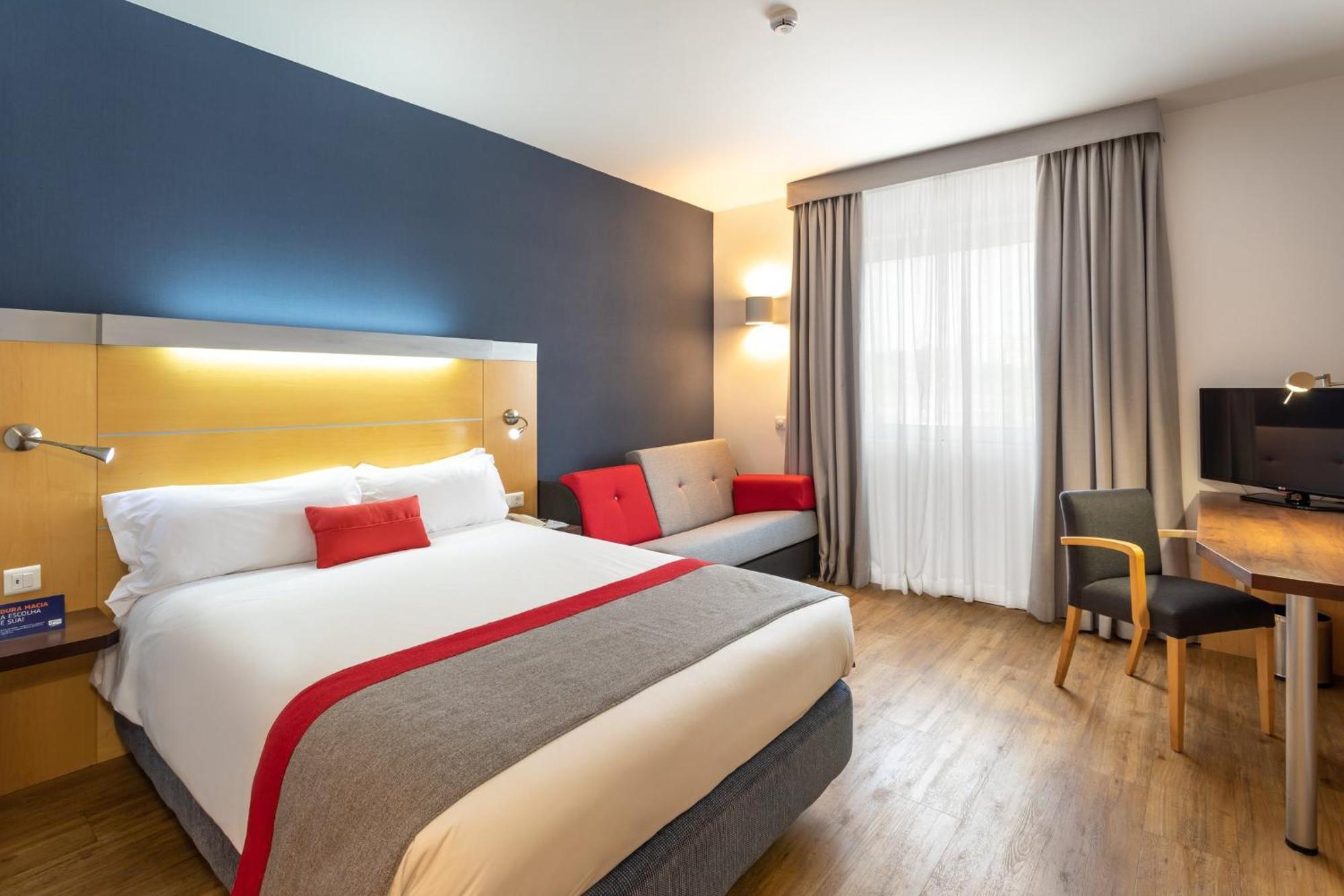 Standard Double Room with Free Breakfast