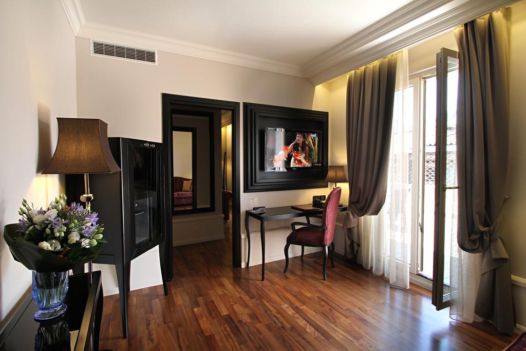 Suite City View