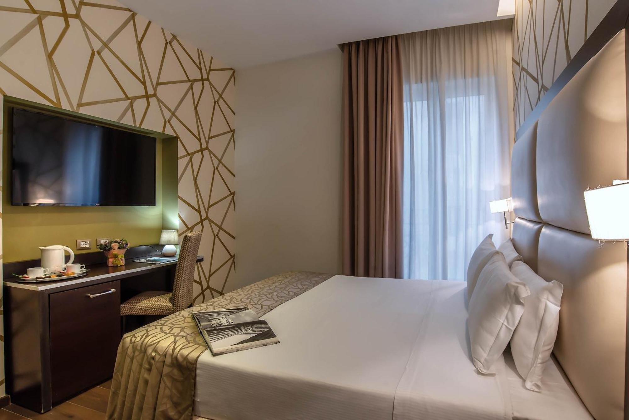 Superior Double or Twin Room,1274673496:JPEG