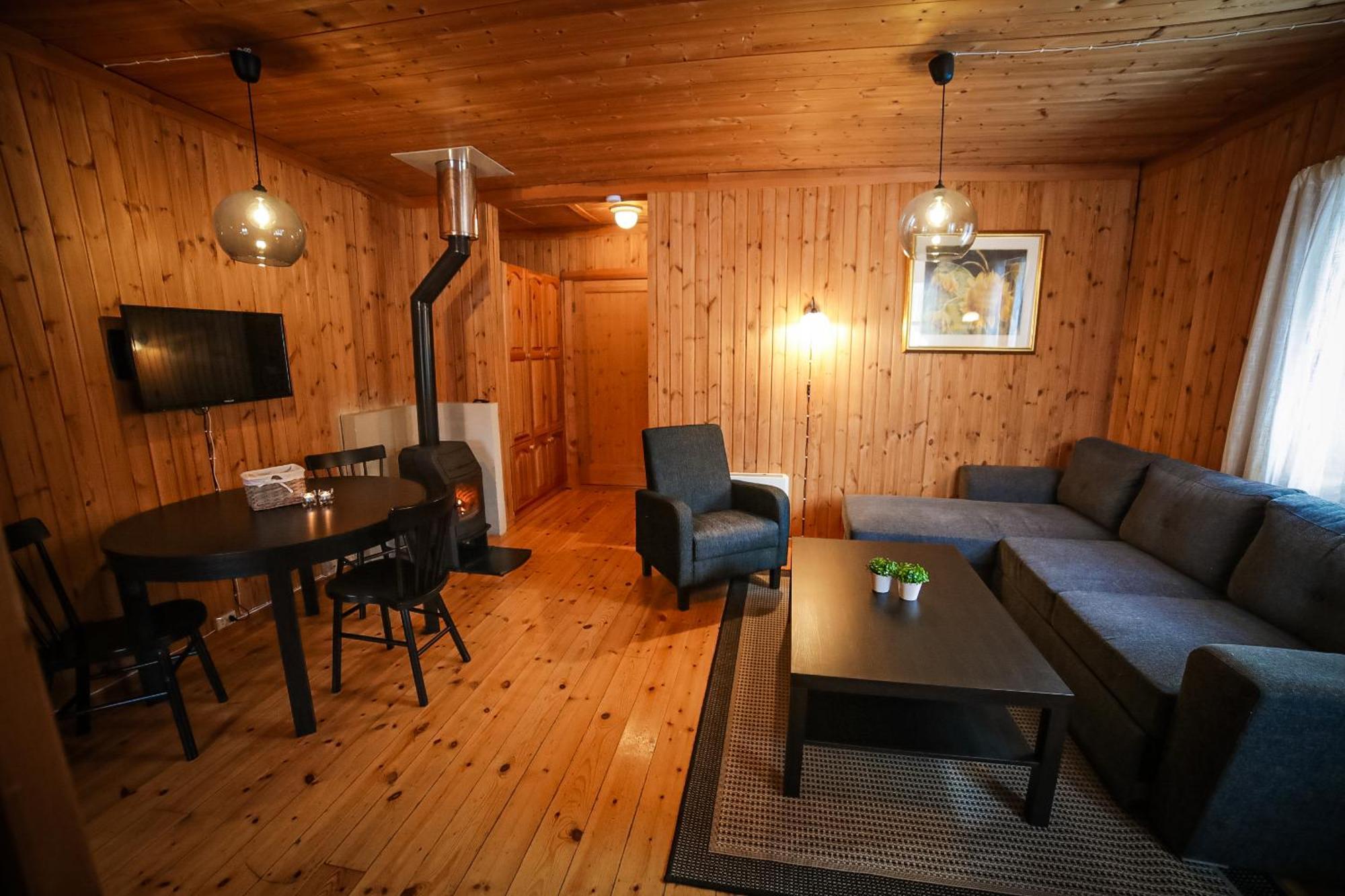 One-Bedroom Cottage