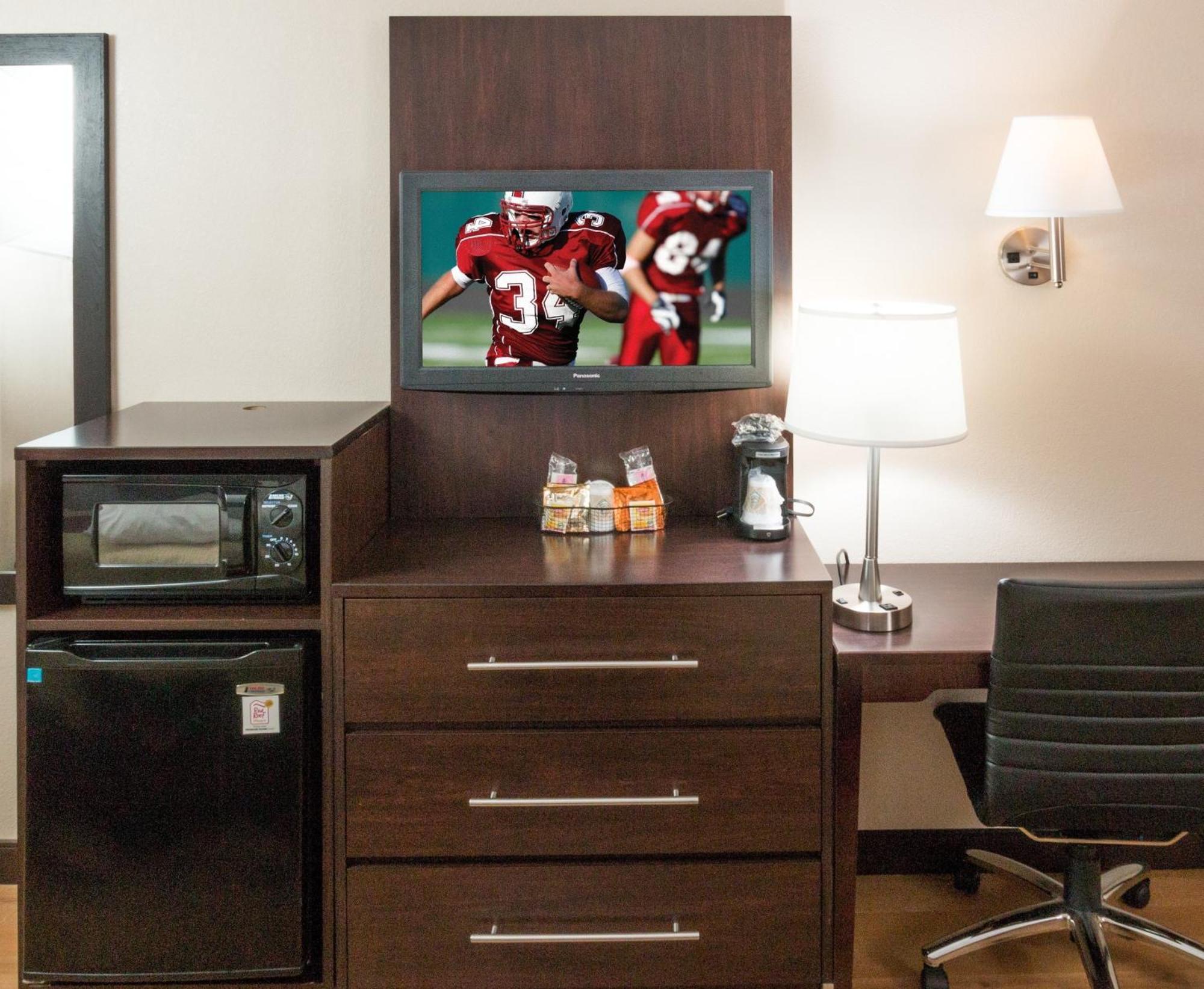 Deluxe King Room Disability Access Smoke Free