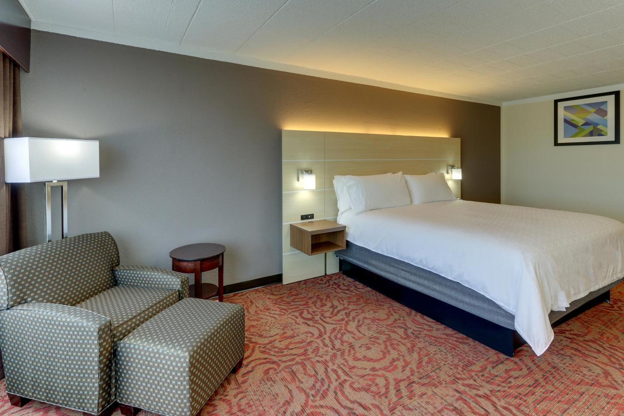 Standard King Room Extra Floor Space