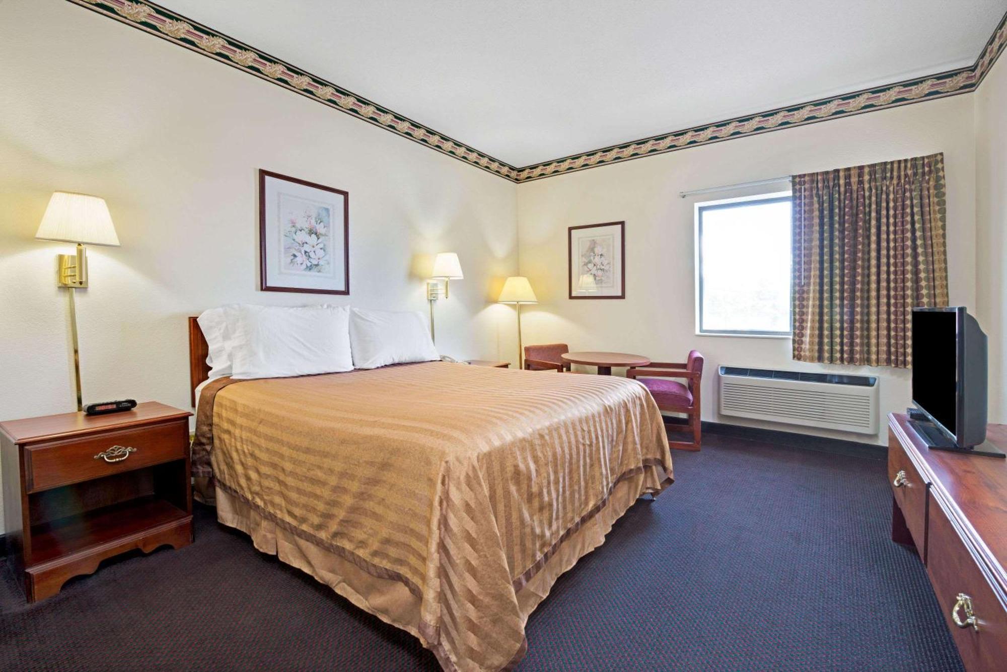 King Room Non-Smoking