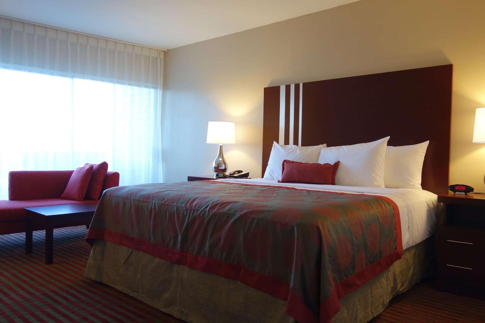 King Room - Hearing Accessible