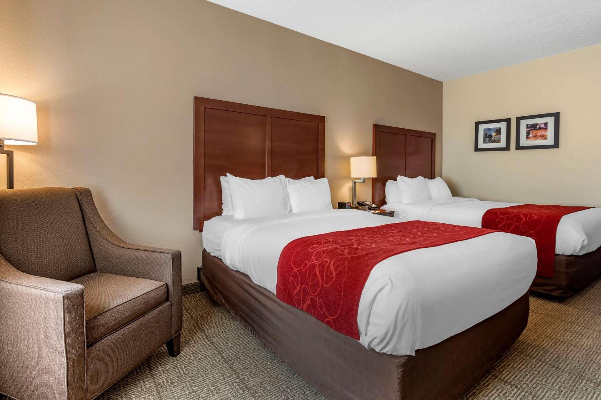 Queen Room with Two Queen Beds with Accessible Tub - Accessible/Non-Smoking