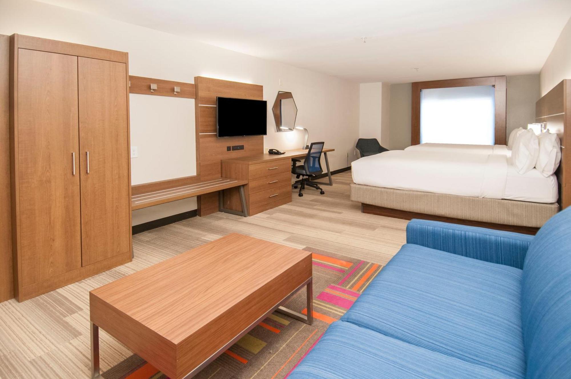 Specialty Room,1275997465:JPEG