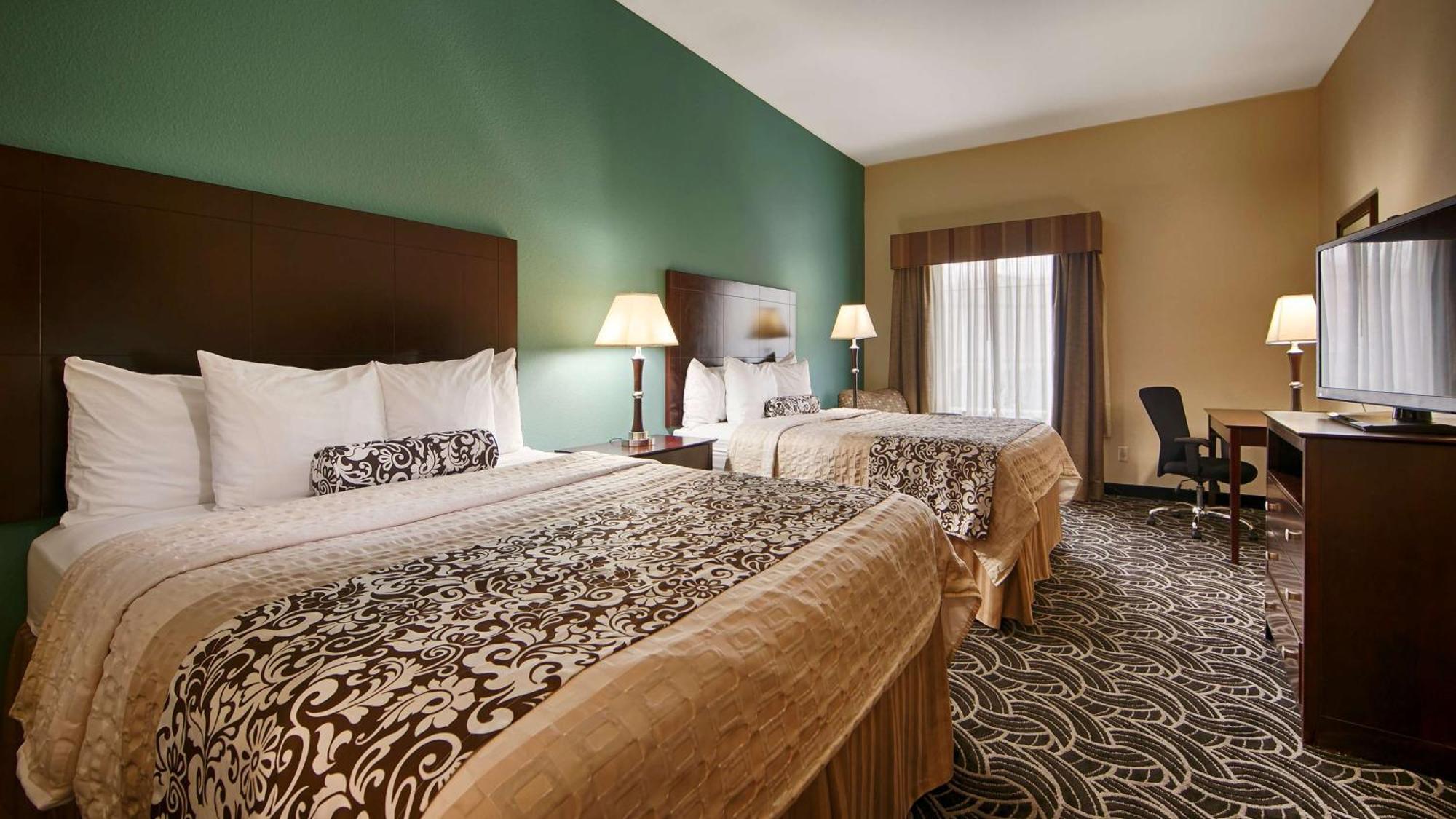Queen Room with Two Queen Beds - Disability Access