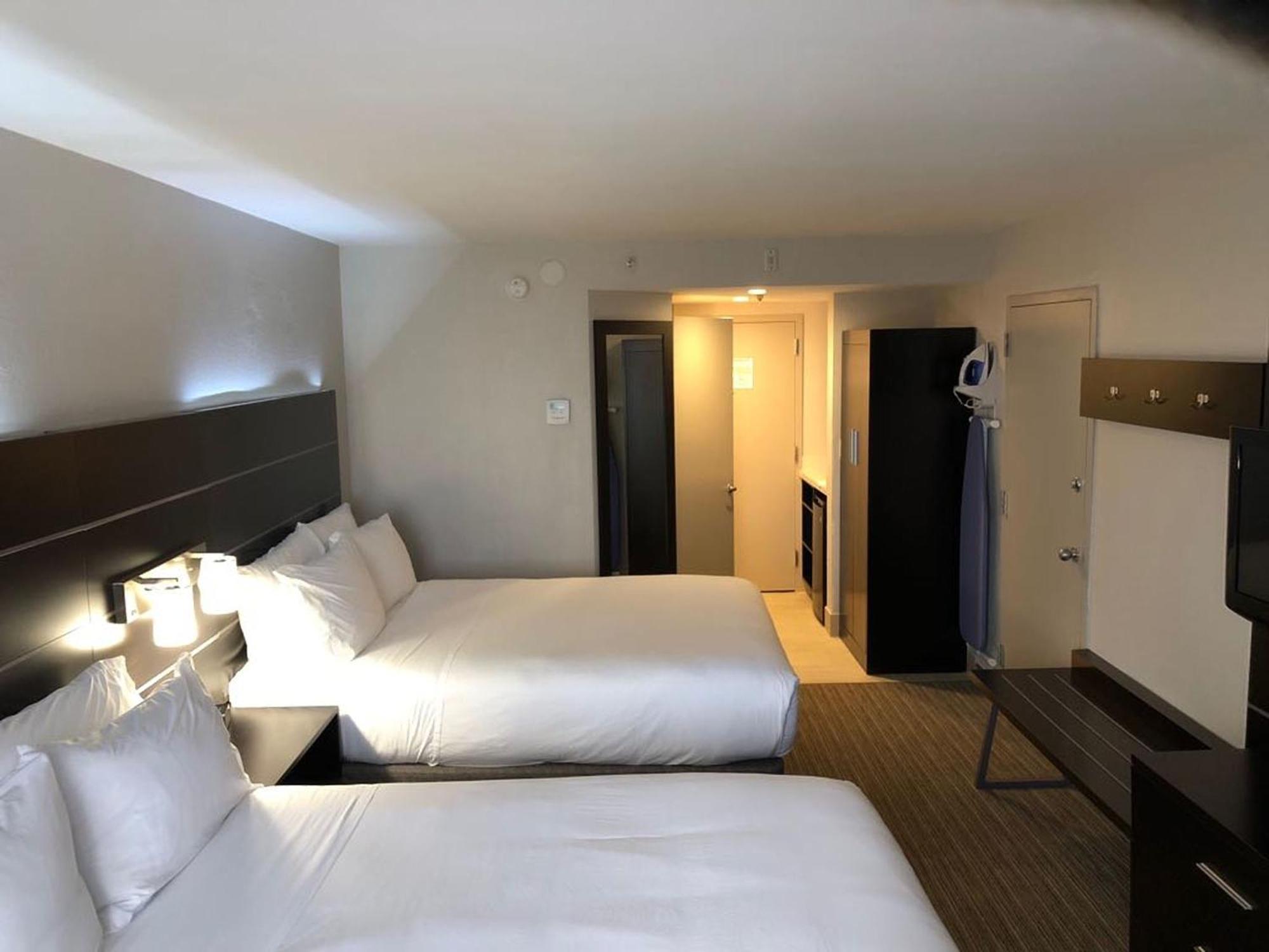 Standard Room Two Queen Beds