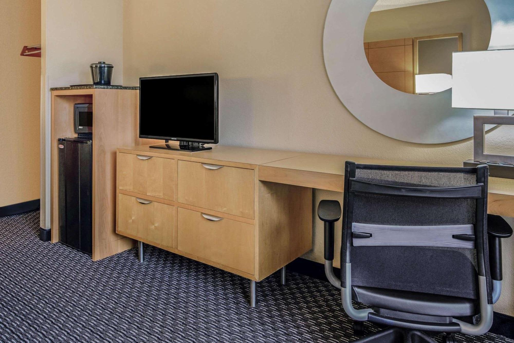 King Room Non-Smoking