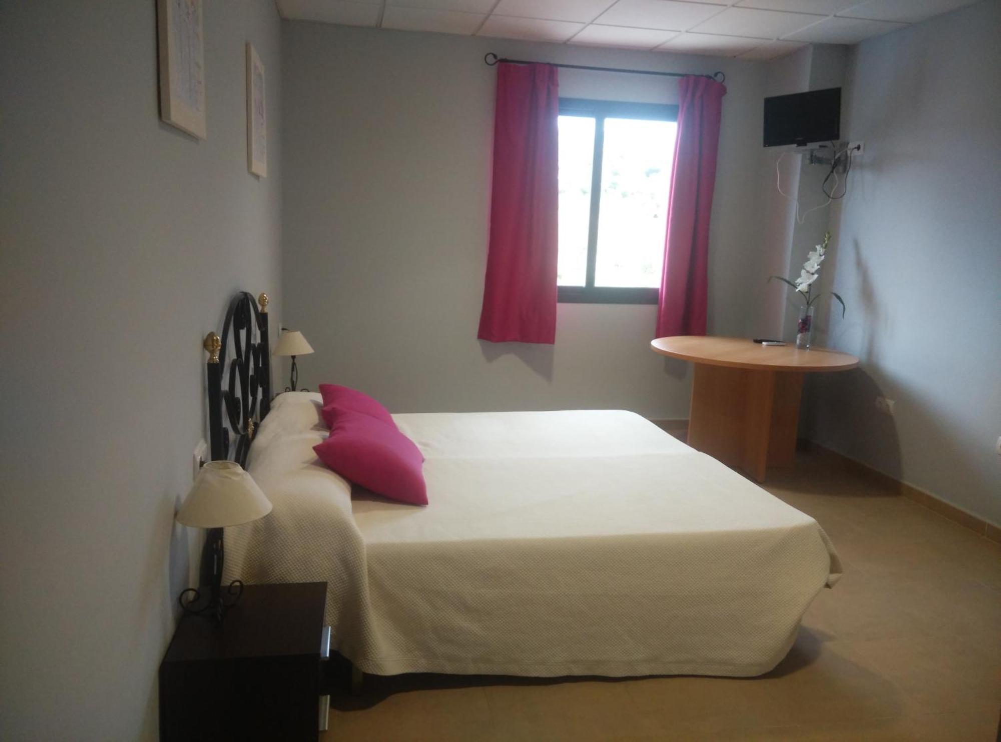 Single Room,1278149860:JPEG