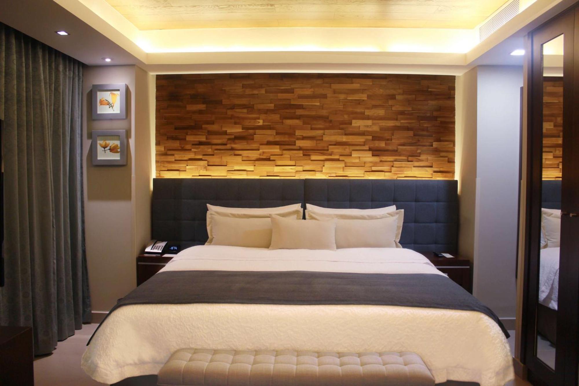 Queen Room with Sofa Bed