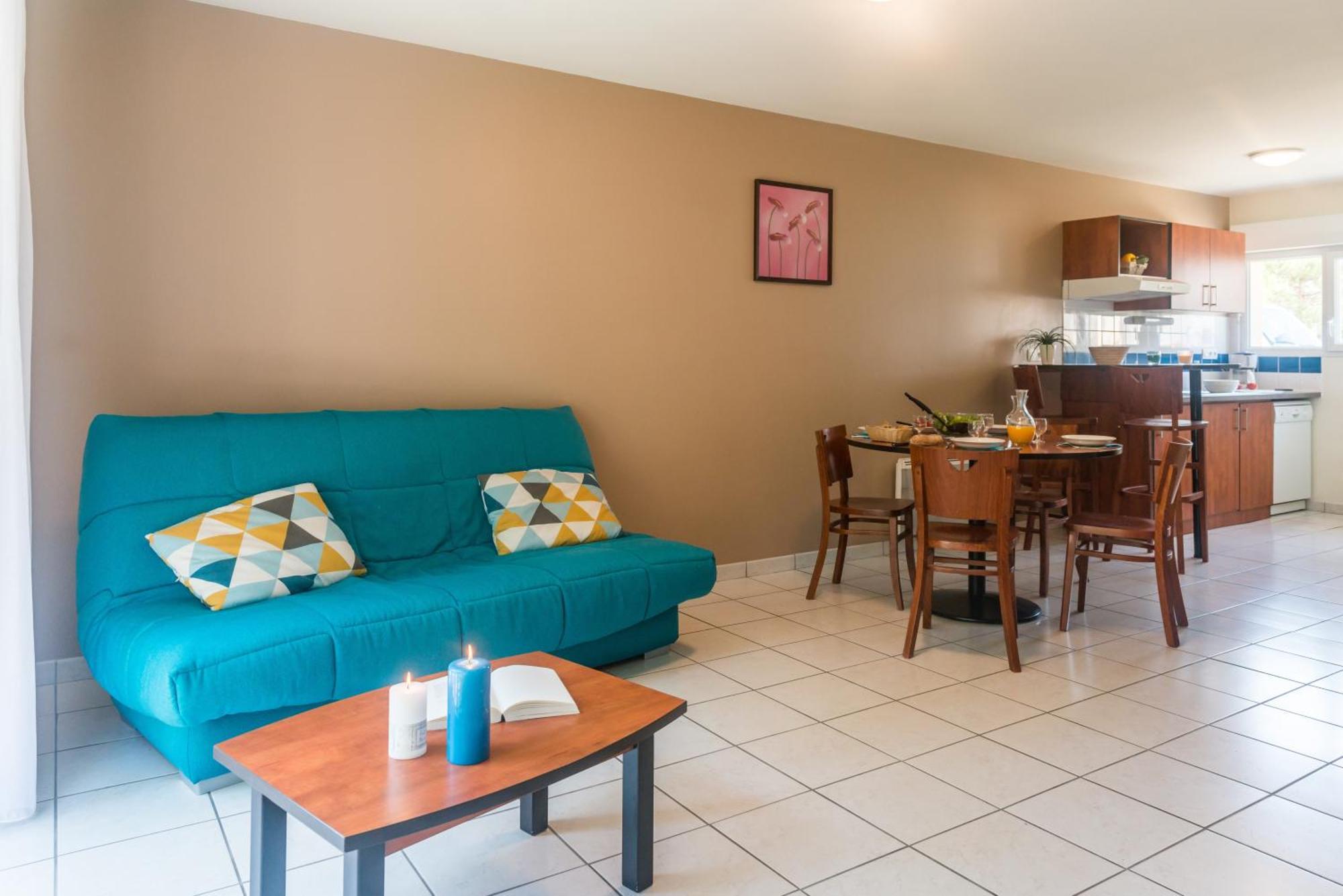 Three Bedroom Apartment,1416011184:JPEG