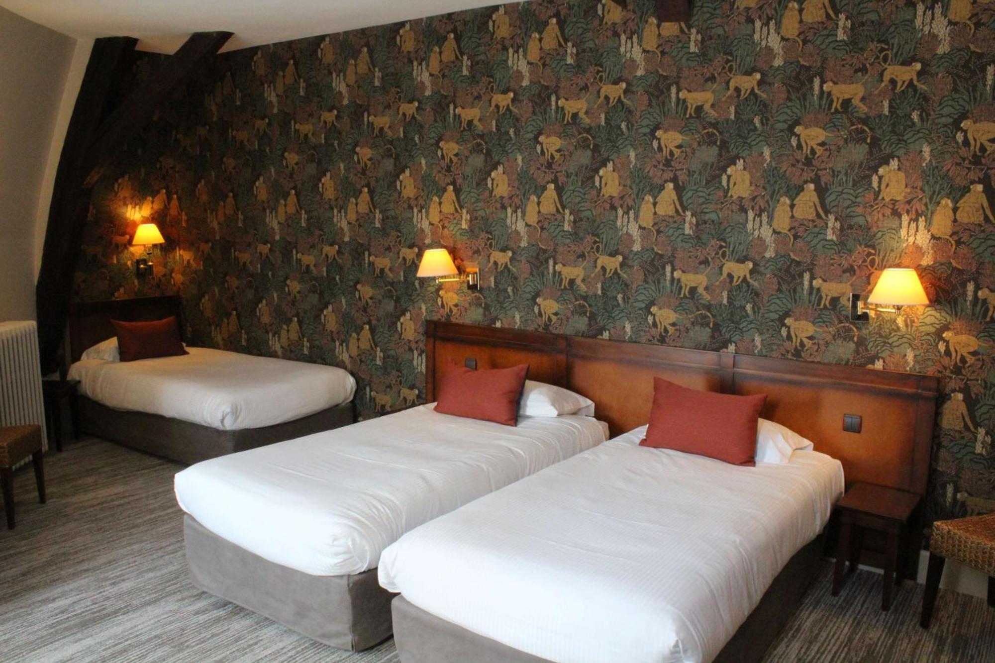 Comfort Room Three Single Beds Non-Smoking,1607656636:JPEG