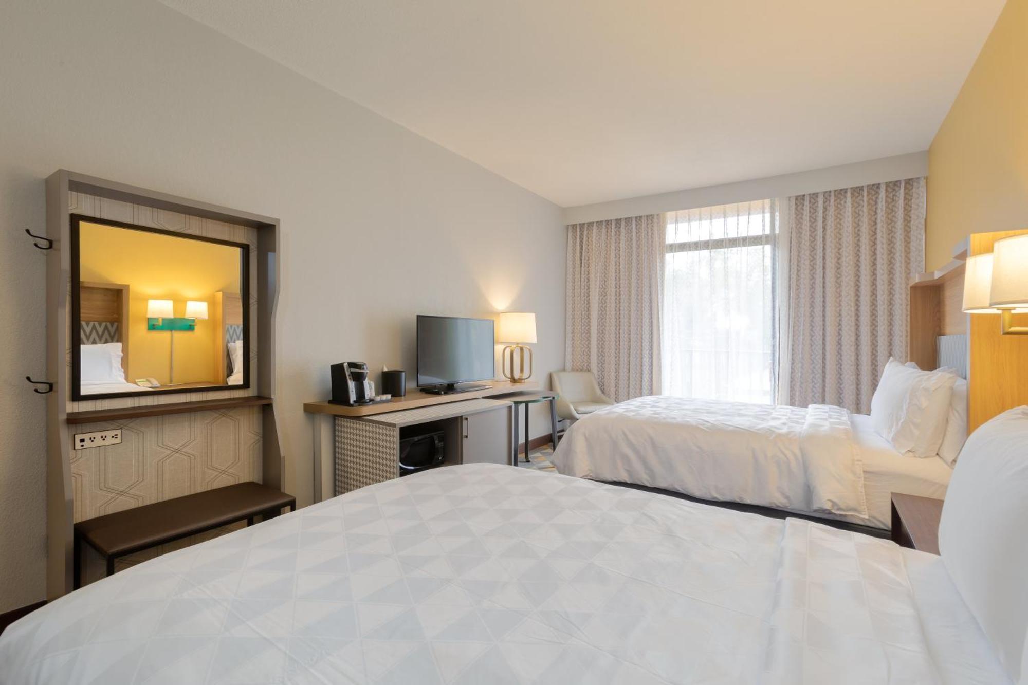 Queen Room with Two Queen Beds