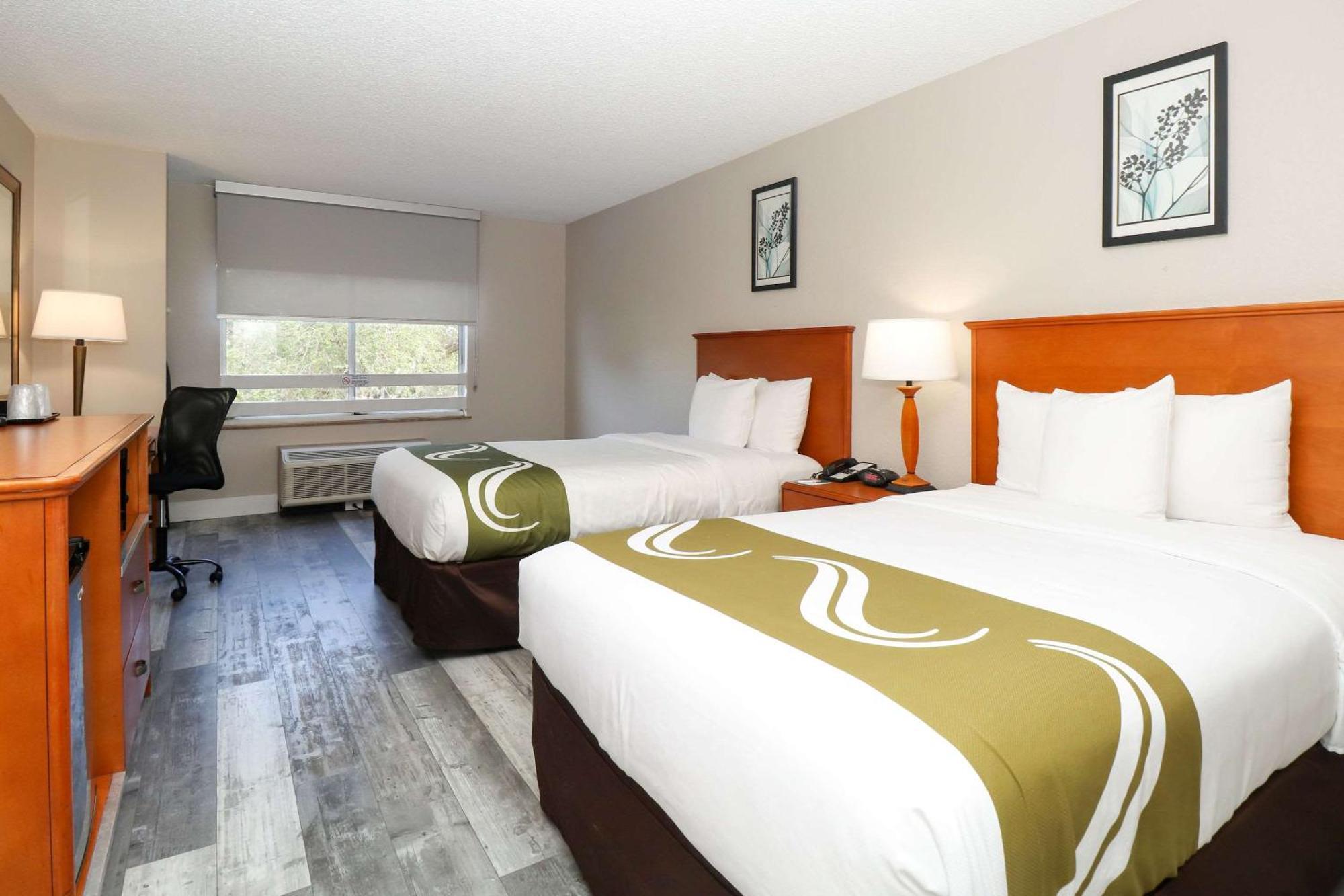Double Room Two Double Beds Non-Smoking