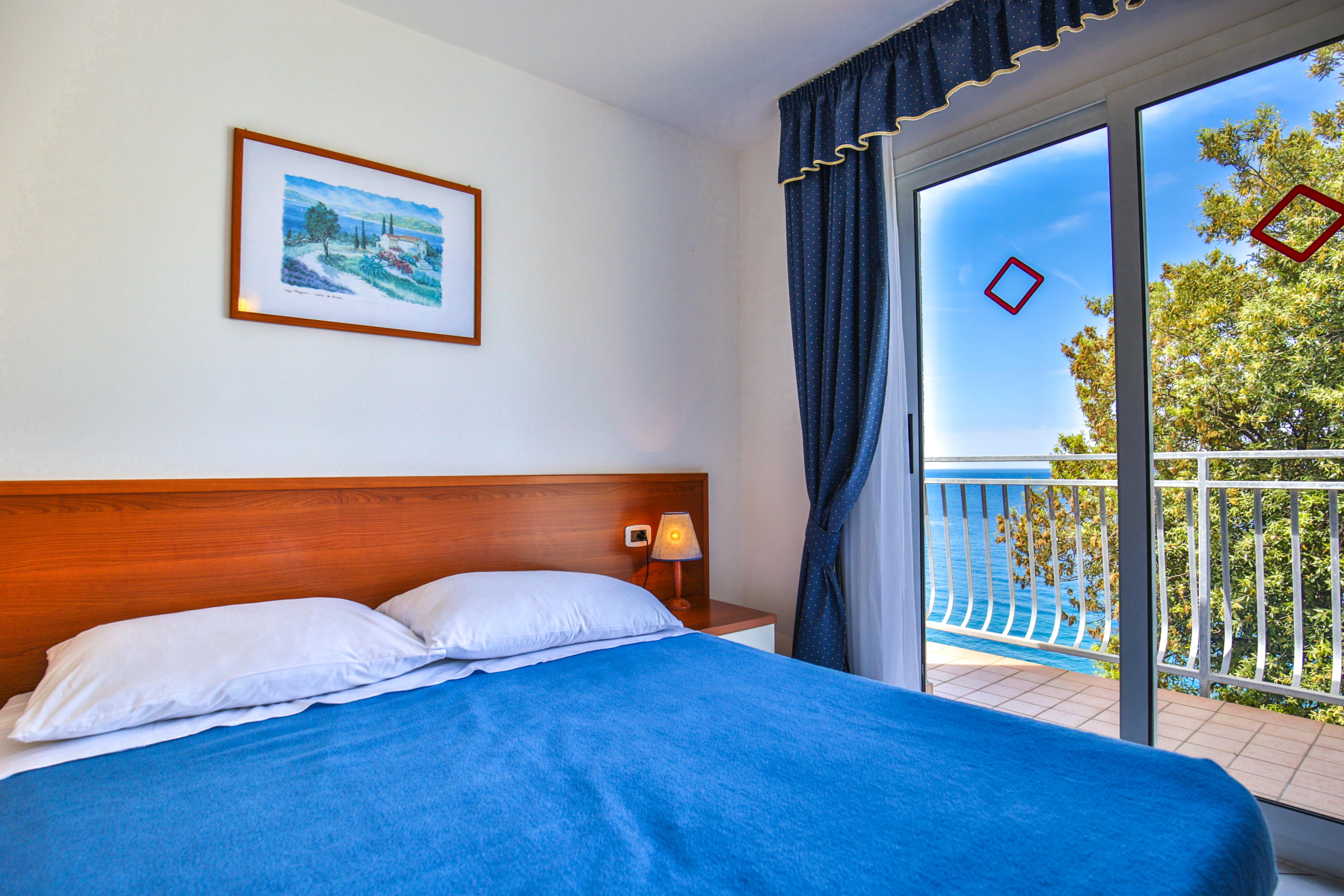 Superior One-Bedroom Apartment Sea View