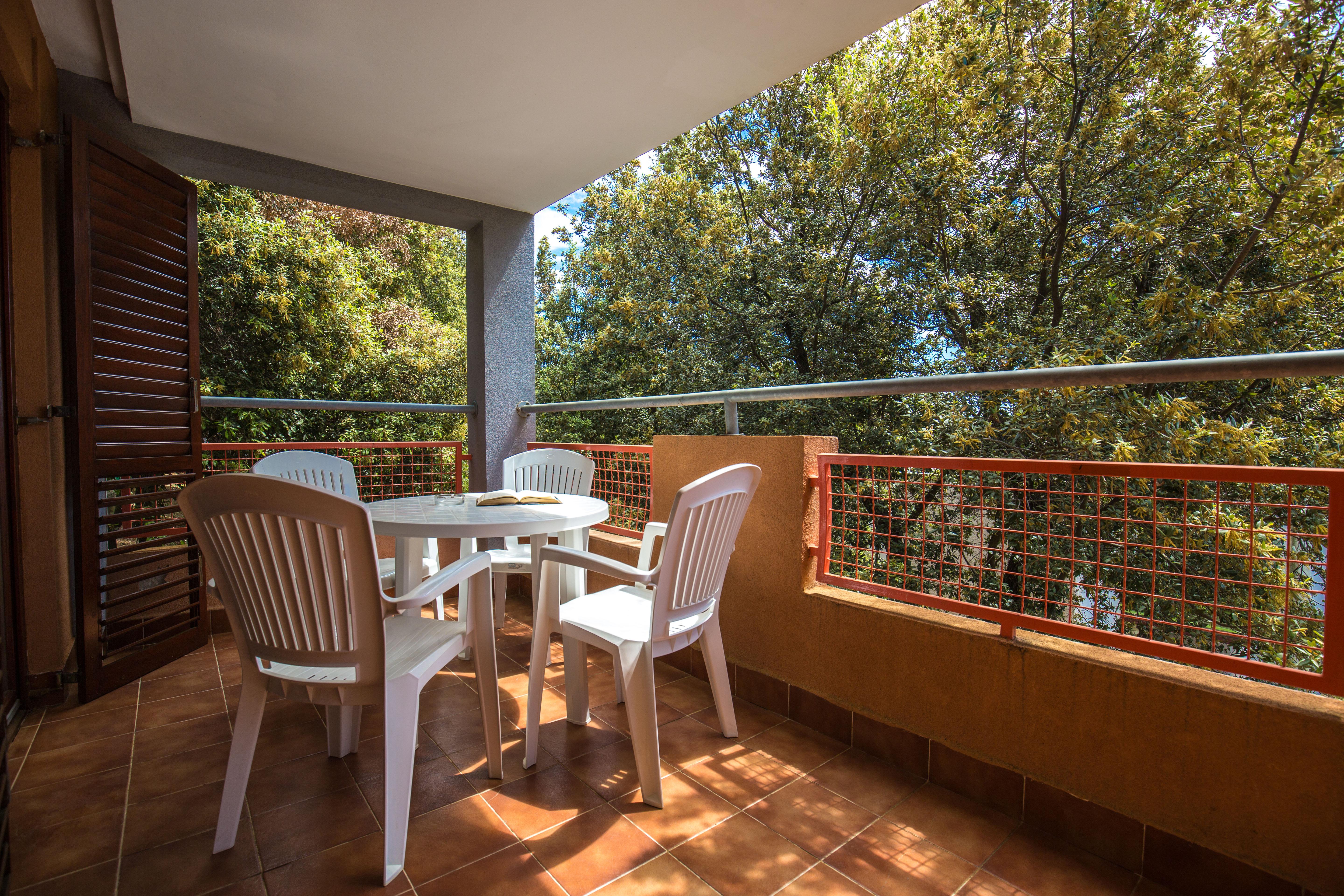 Superior One-Bedroom Apartment Park View