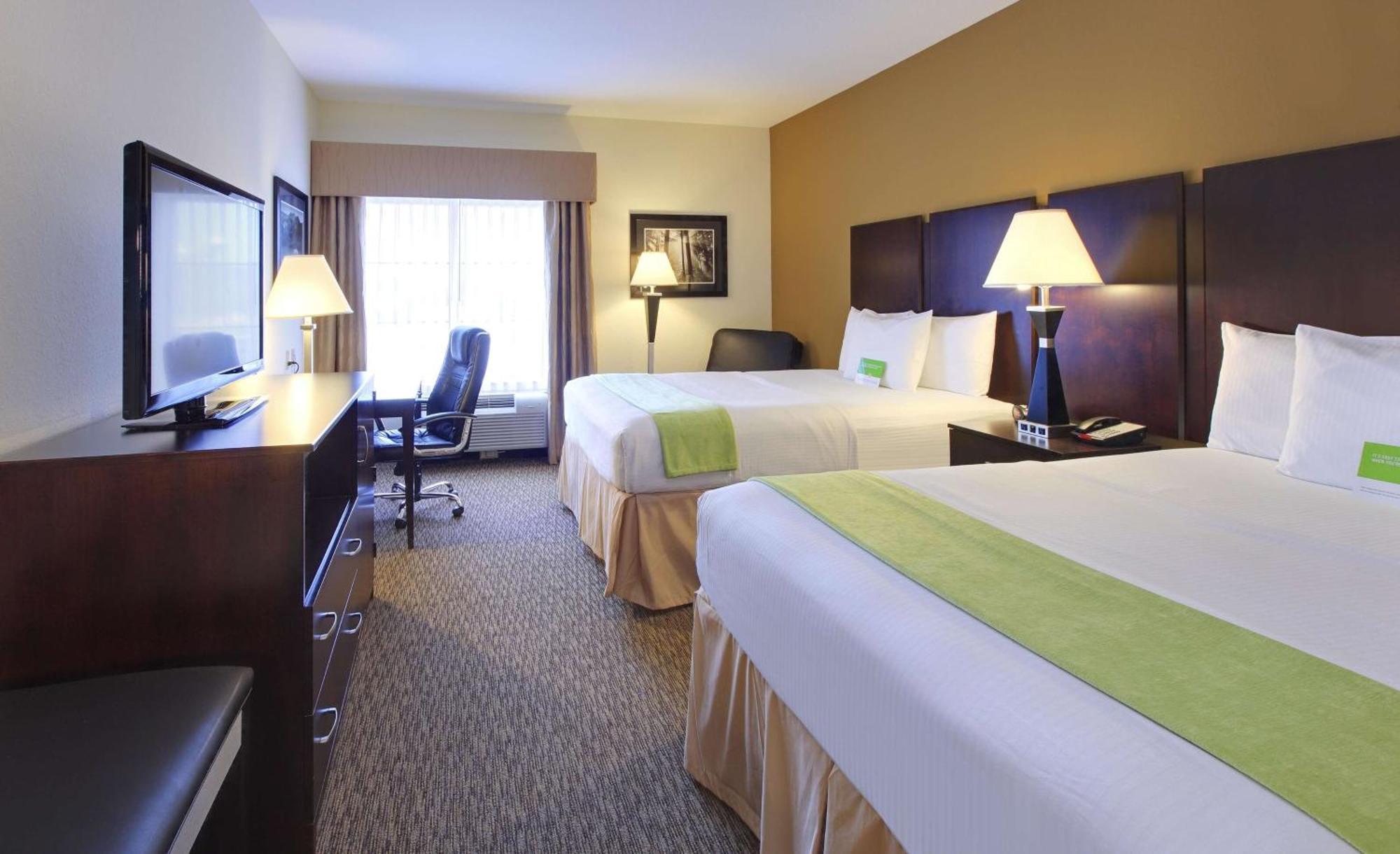 Deluxe Queen Room with Two Queen Beds,1280258971:JPEG
