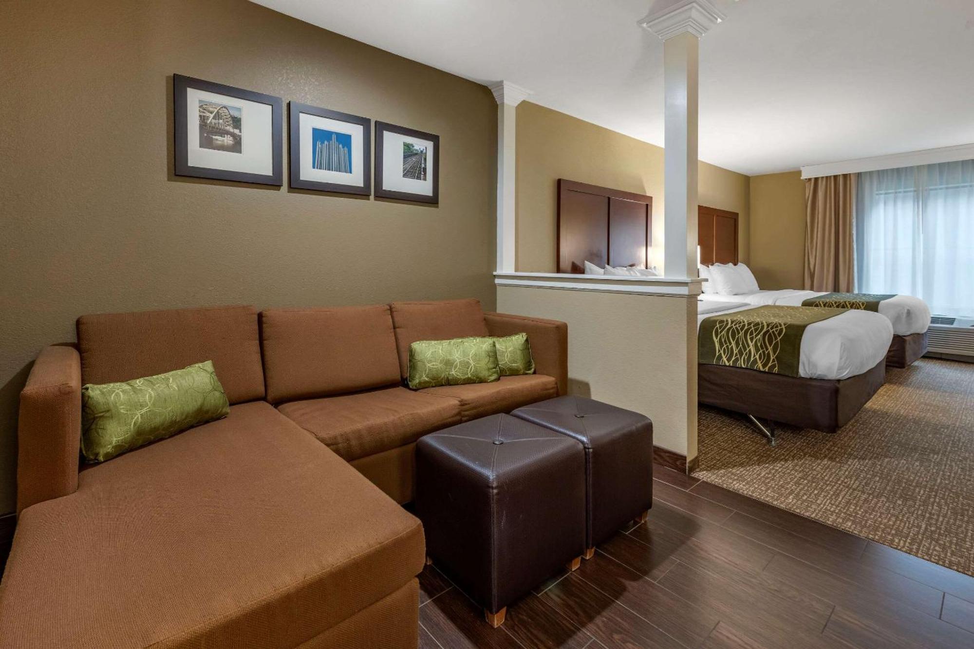 Queen Suite with Two Queen Beds and Sofa Bed