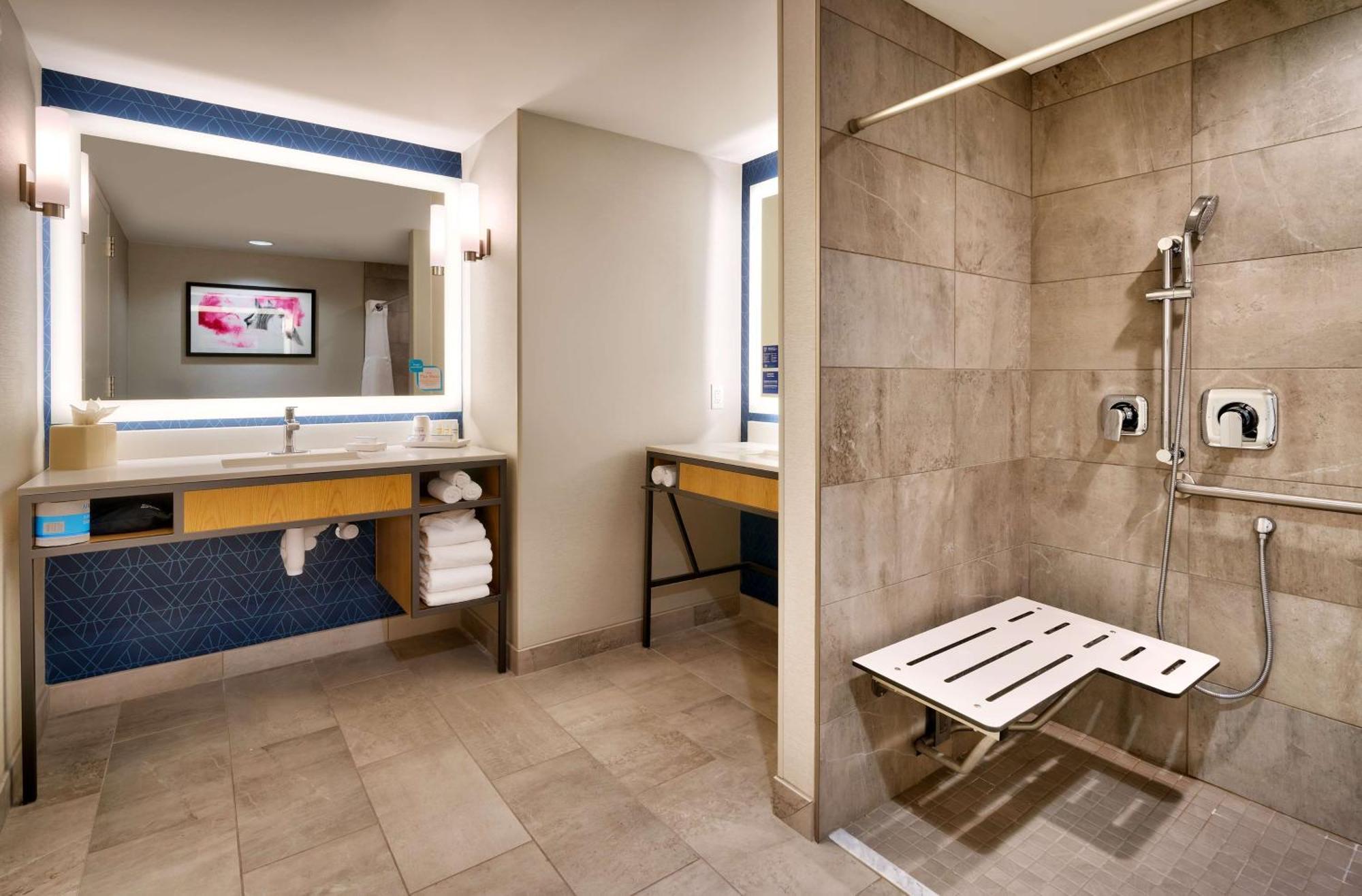 King Room Roll Shower Mobility or Hearing Accessible