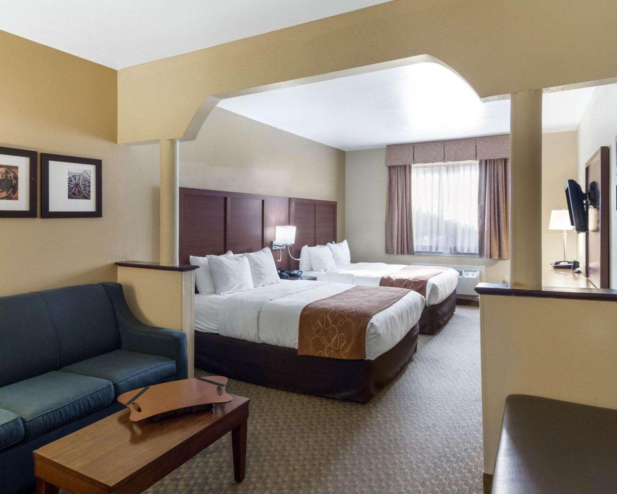 Suite with Two Queen Beds - Accessible/Non-Smoking