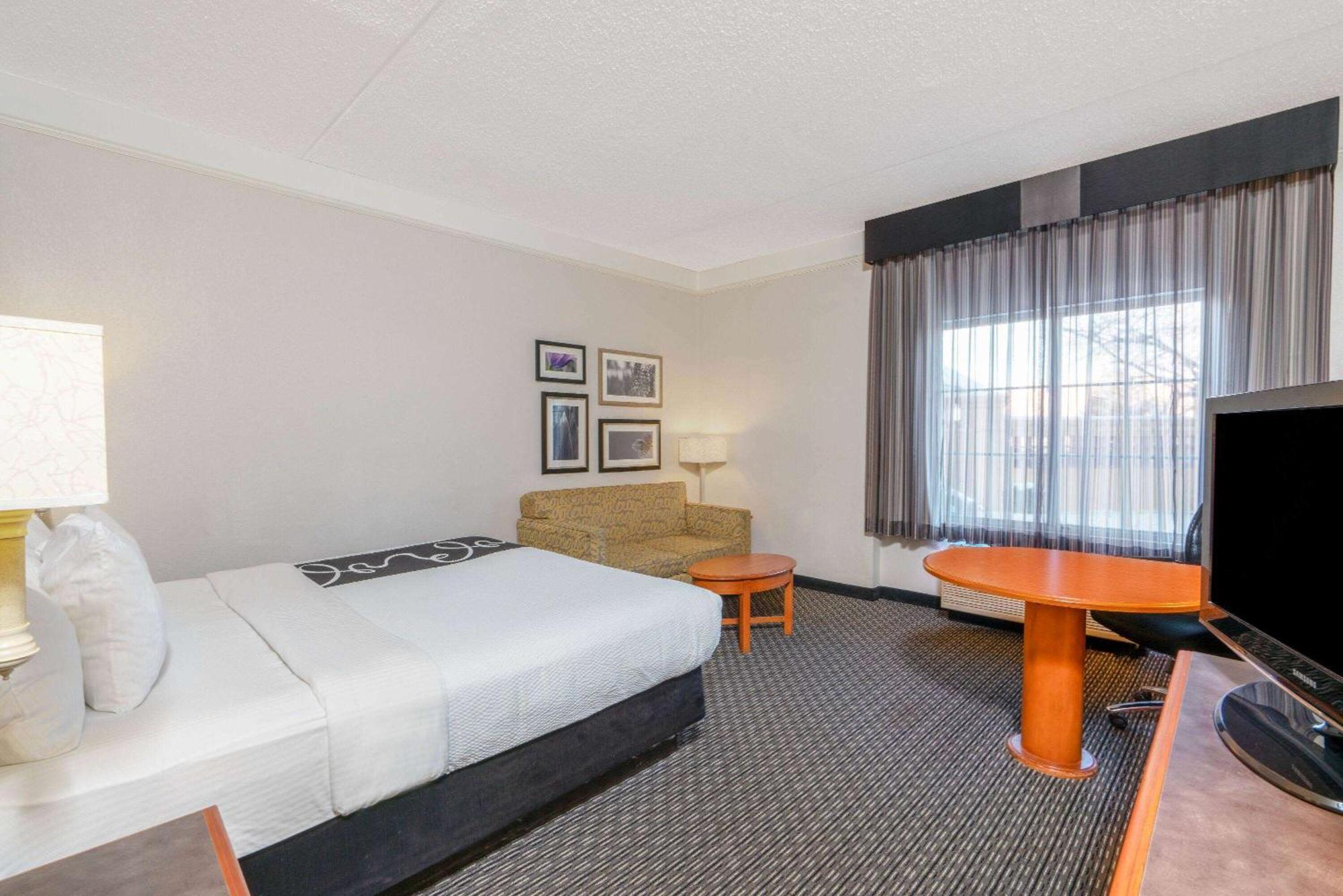 Executive King Room
