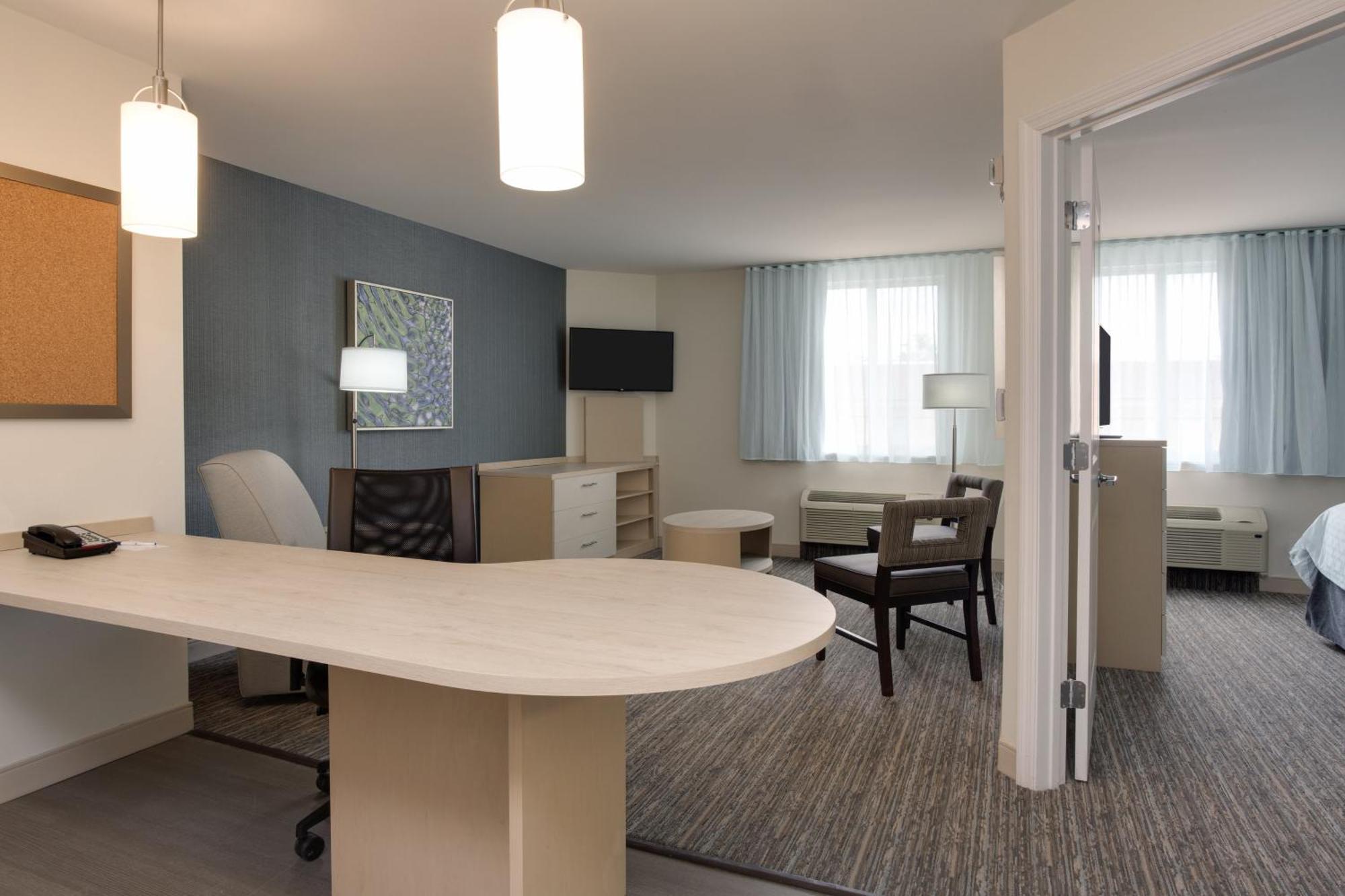 One-Bedroom Suite