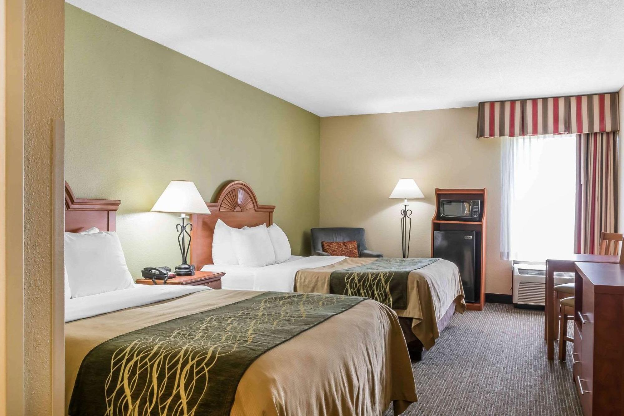 Queen Room with Two Queen Beds - Non-Smoking