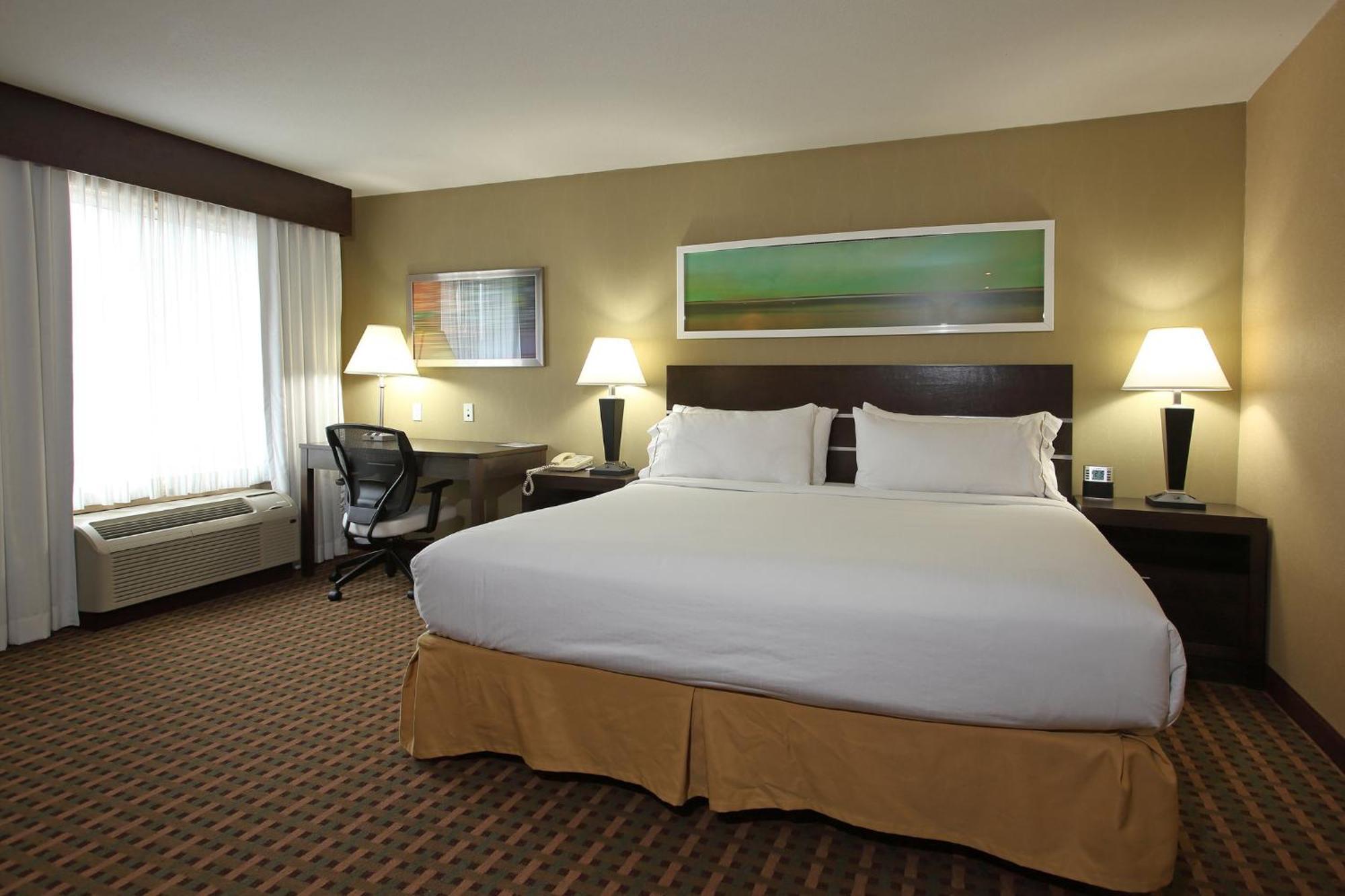 Standard King Room with Sofa Bed