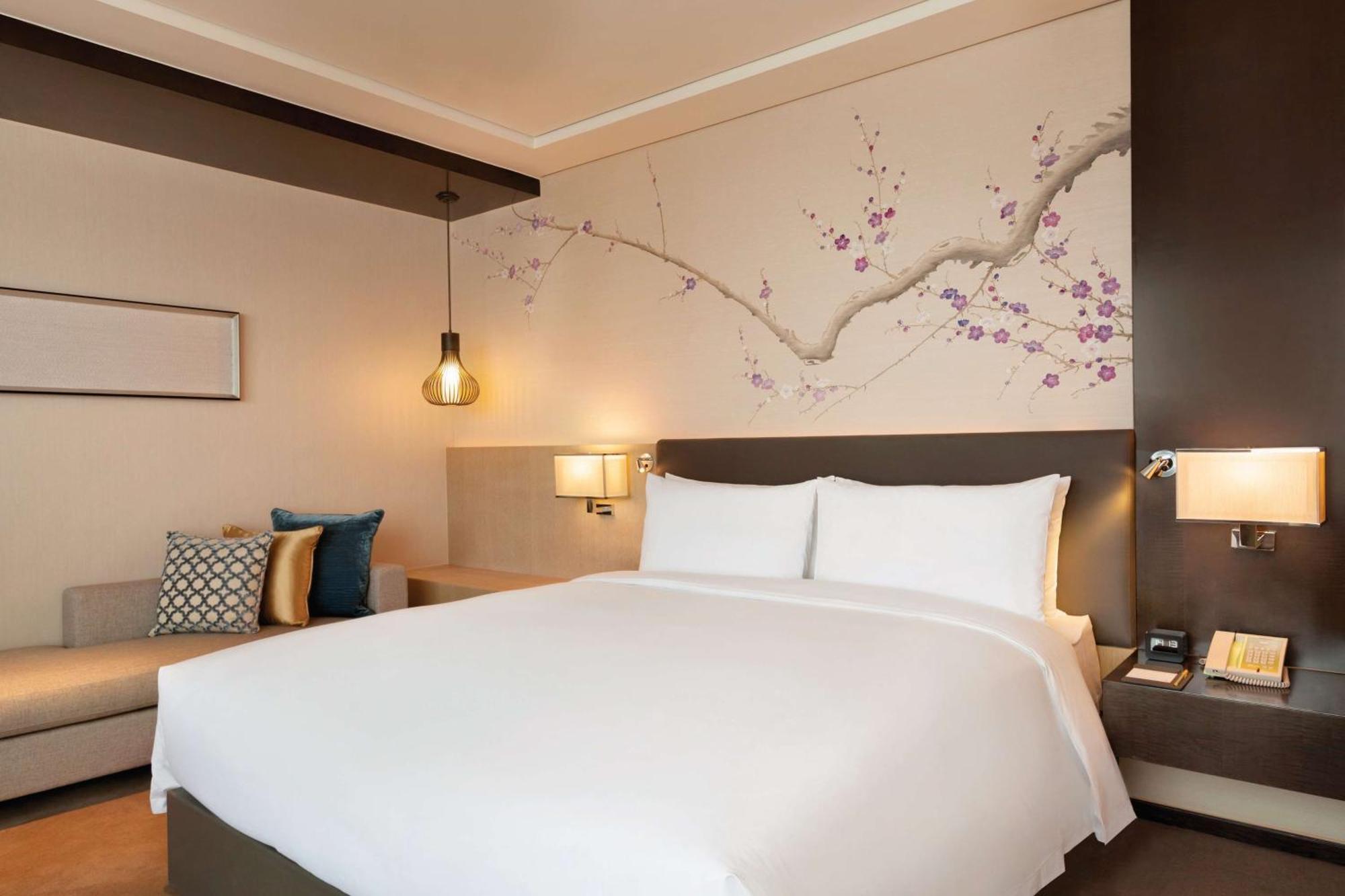 Deluxe King Room with River View
