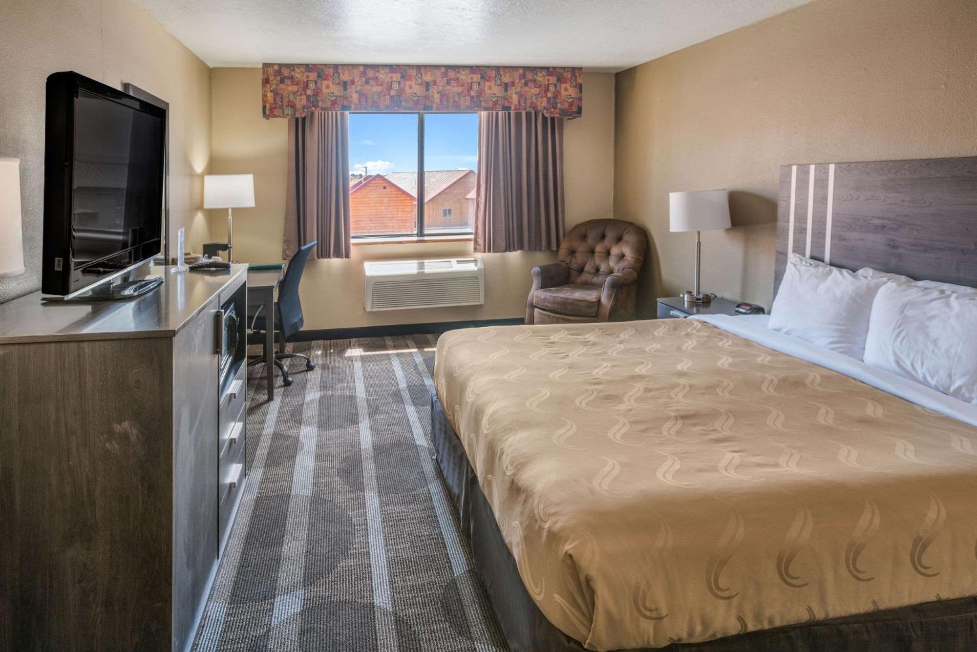 King Room - Accessible/Non-Smoking