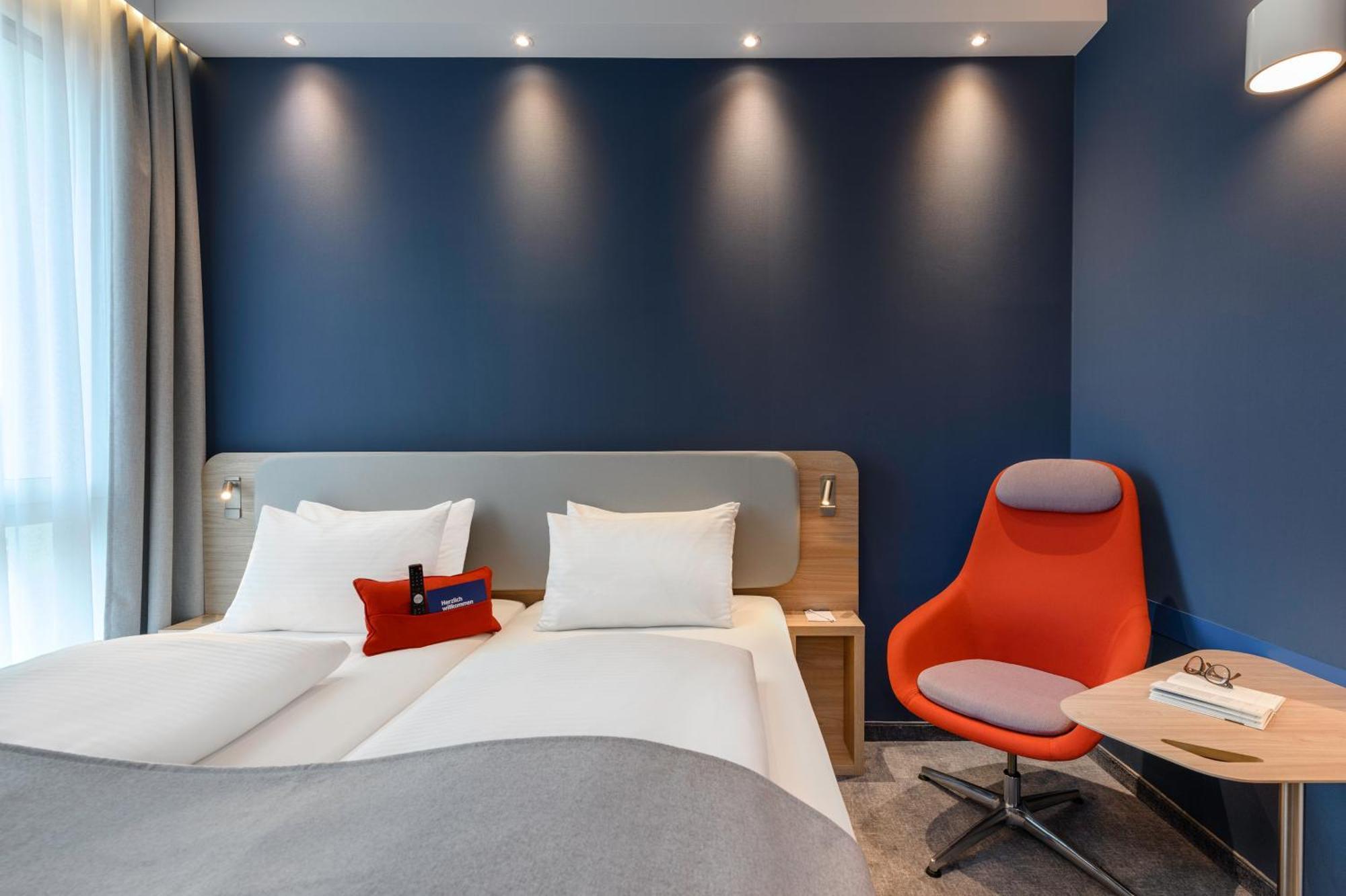 Standard Twin Room Two Twin Beds