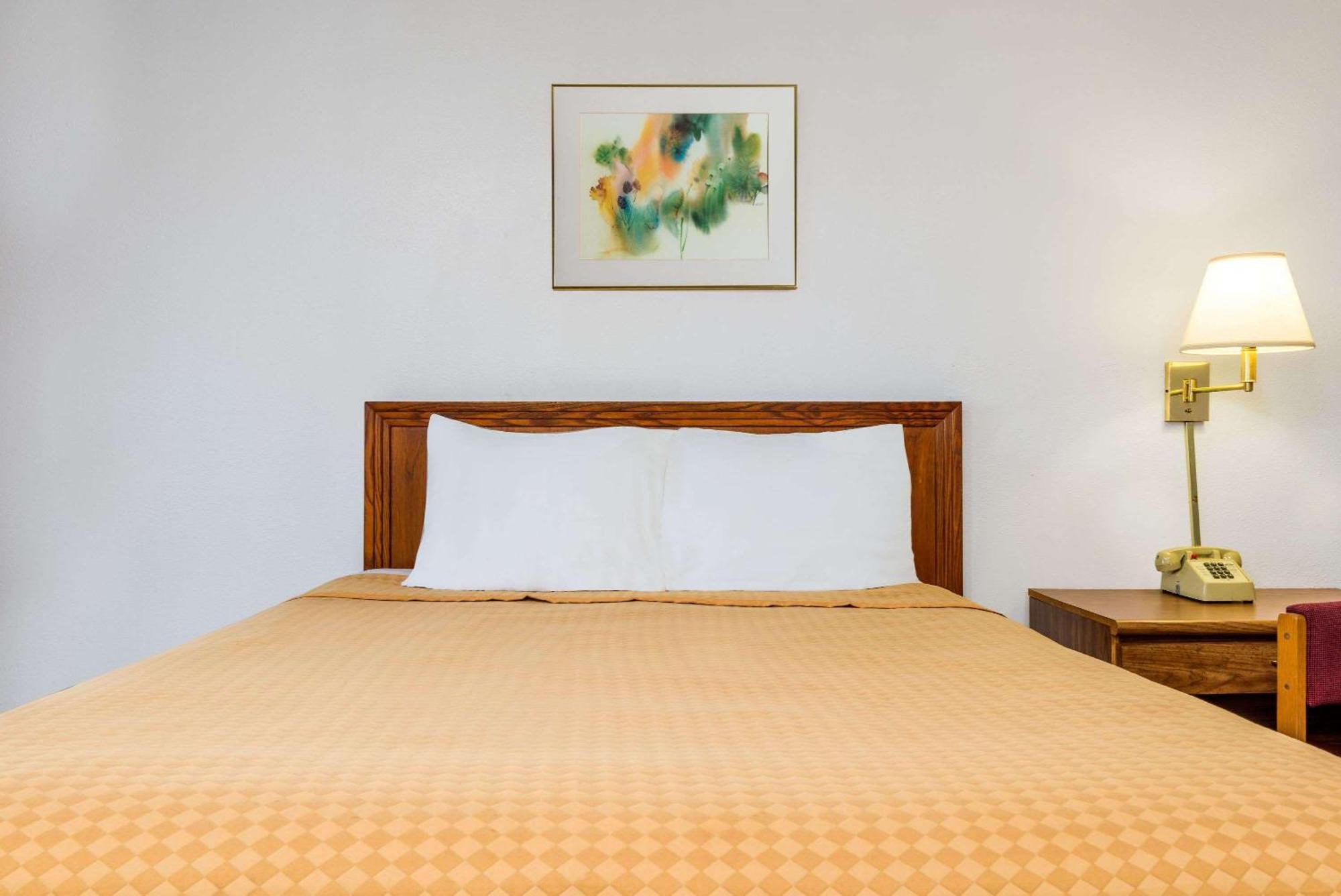 Double Room - Disability Access/Non-Smoking