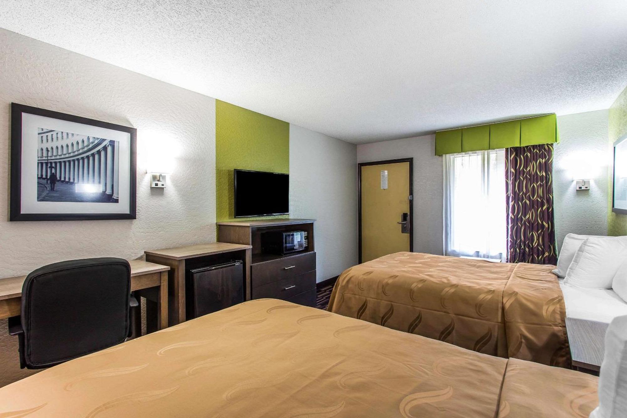 Double Room with Two Double Beds - Smoking