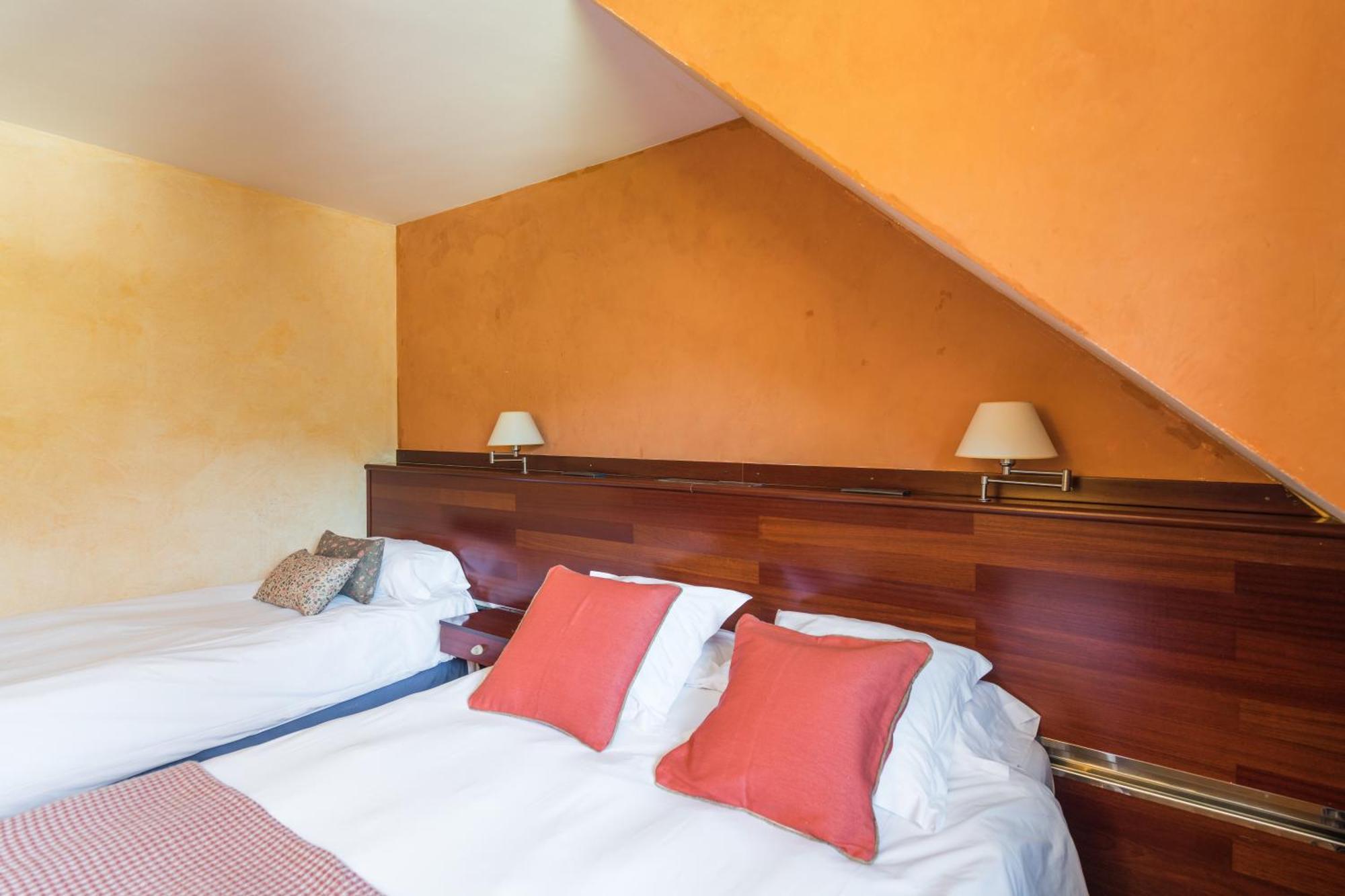 Triple Room (2 Adults + 1 Child)
