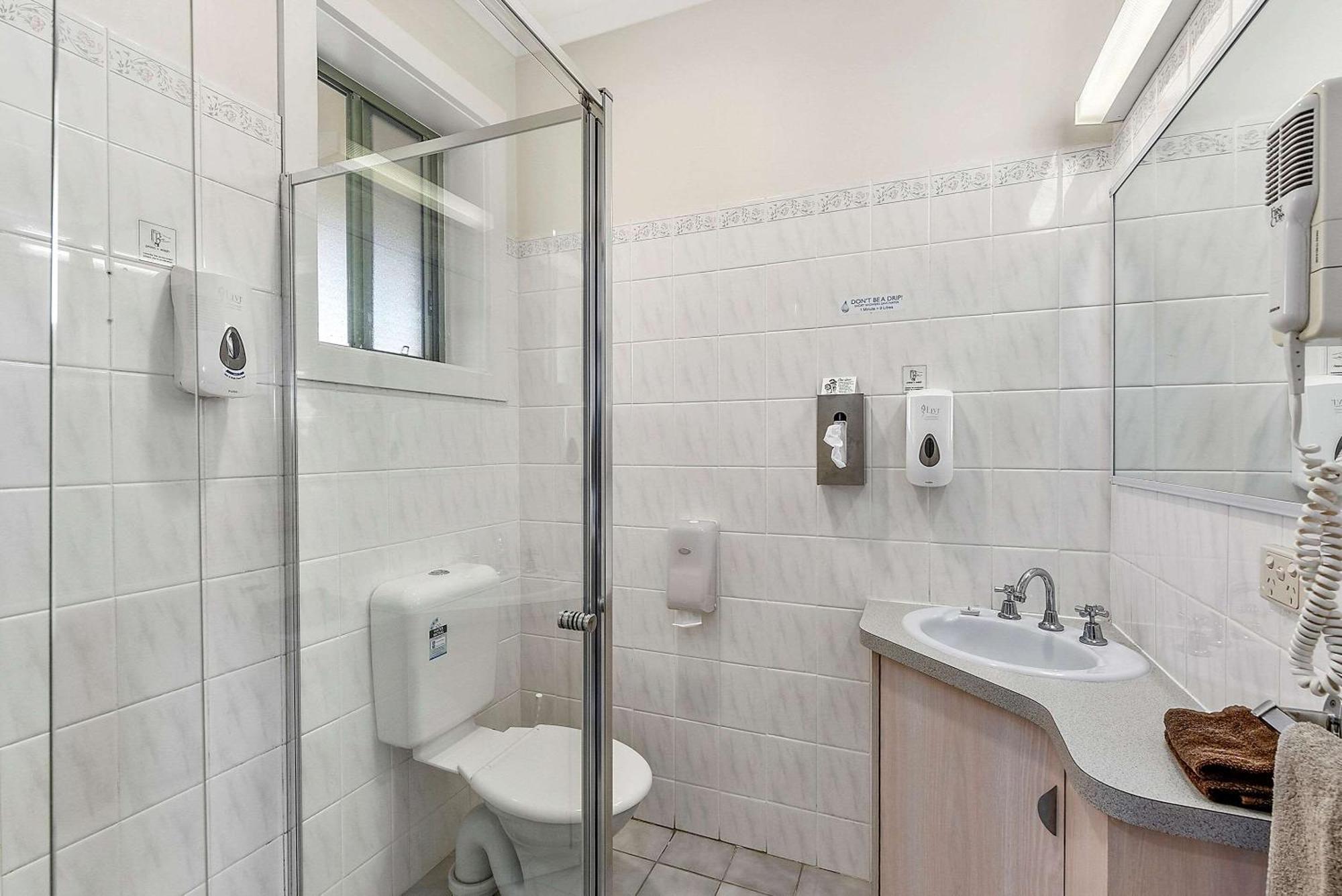 Small Standard Room,1500383974:JPEG